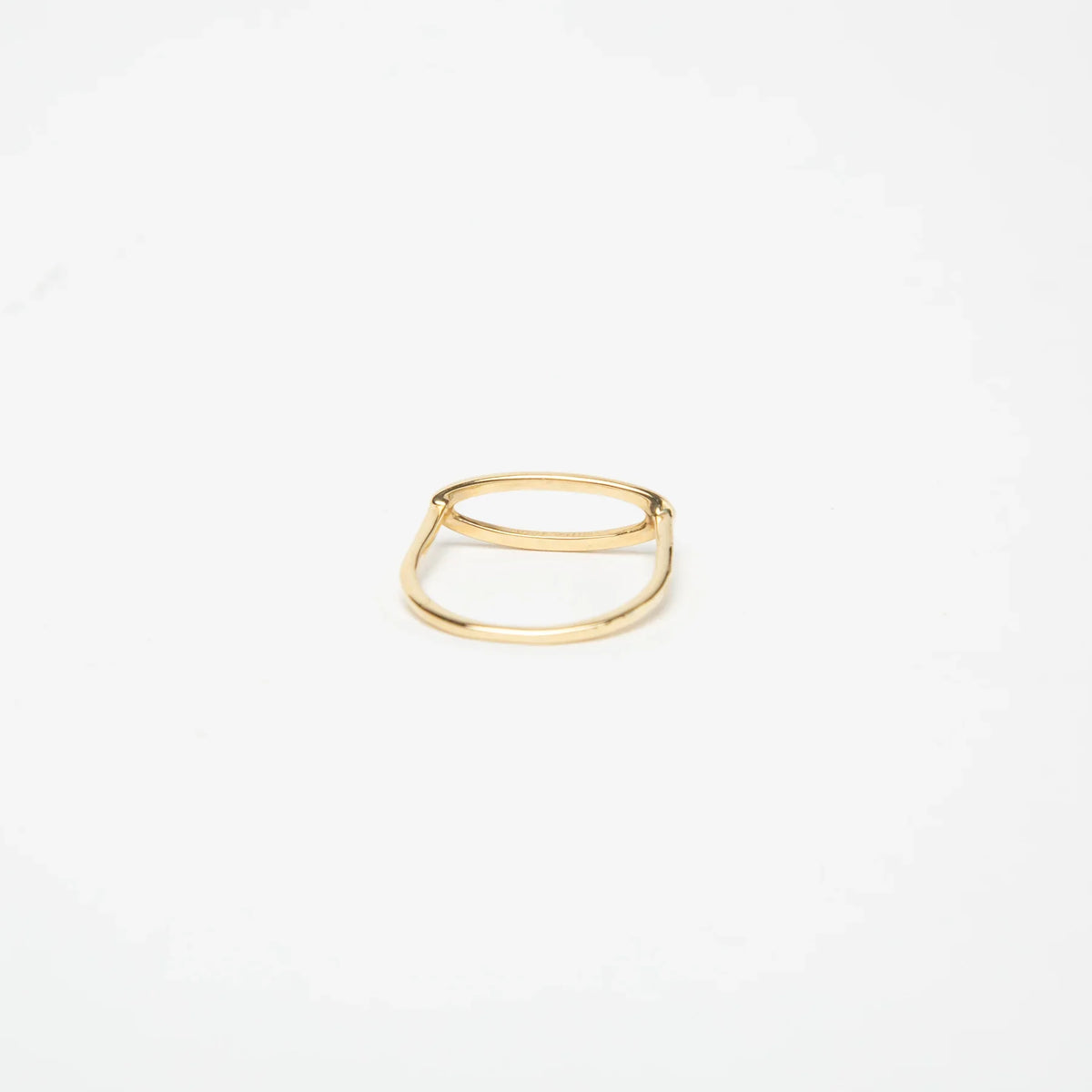 KWIT | 14K GOLD LETTER O RING