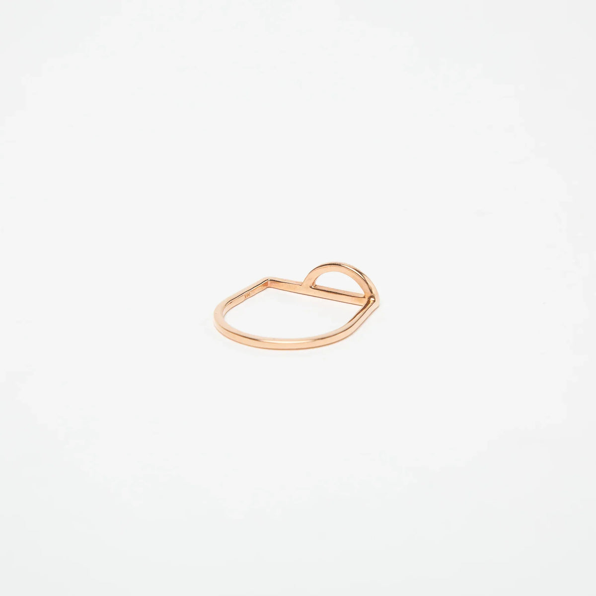 KWIT | 14K ROSE GOLD LETTER P RING