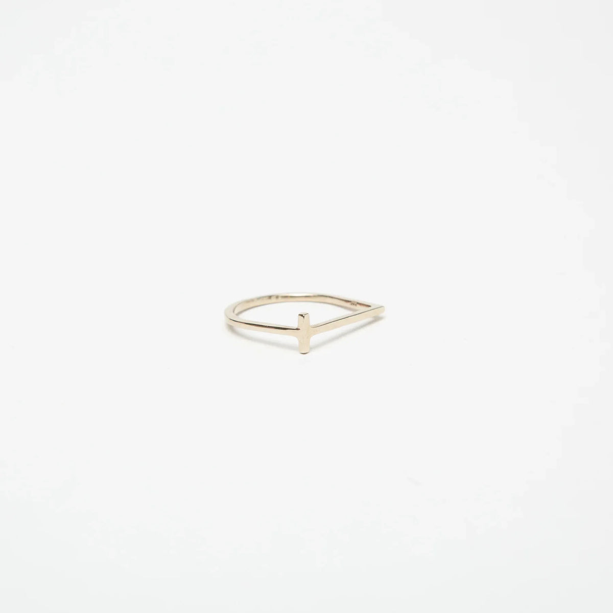 KWIT | 14K WHITE GOLD LETTER T RING