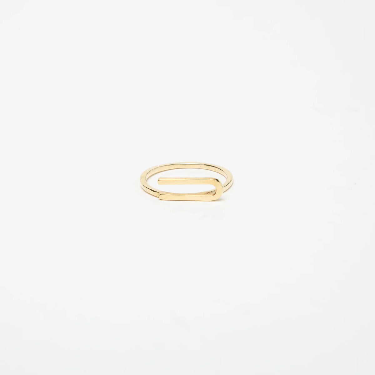 KWIT | 14K GOLD LETTER U RING