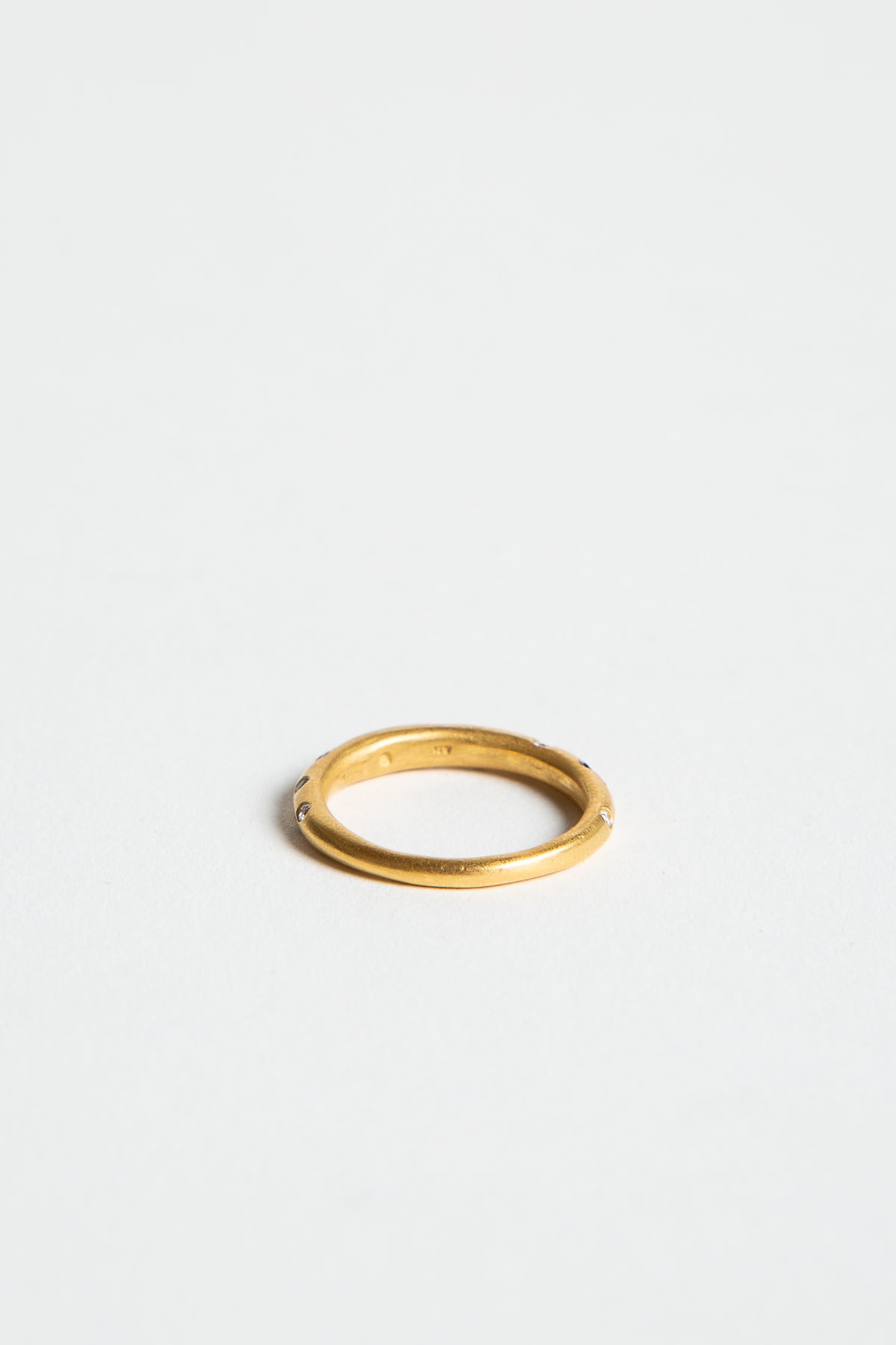 ELI HALILI | WHITE & BLACK DIAMOND RING