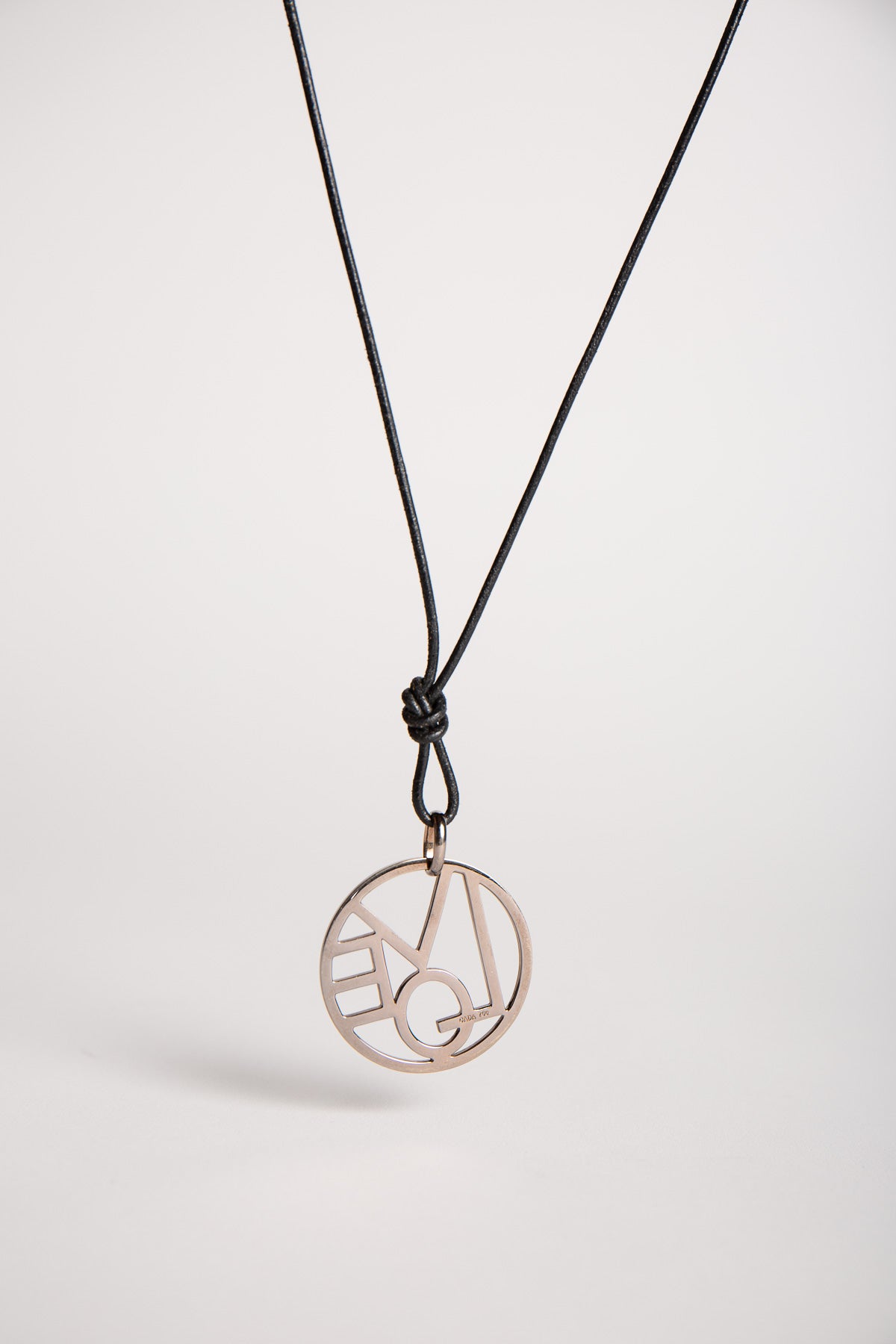 MAXFIELD PRIVATE COLLECTION | BLACK DIAMOND XL LOVE NECKLACE