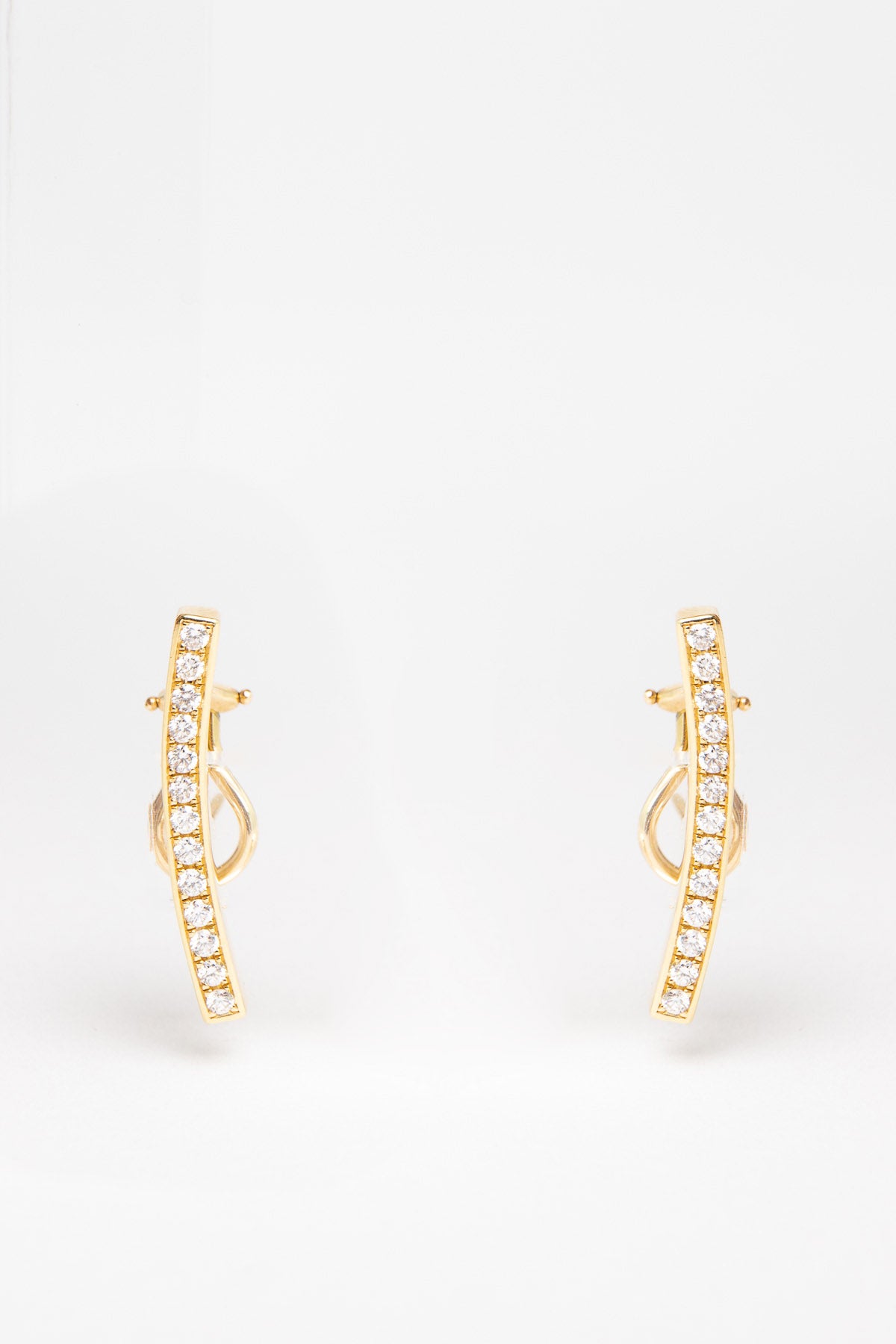 MAUD JEWELRY | DIAMOND GESTURE EARRINGS