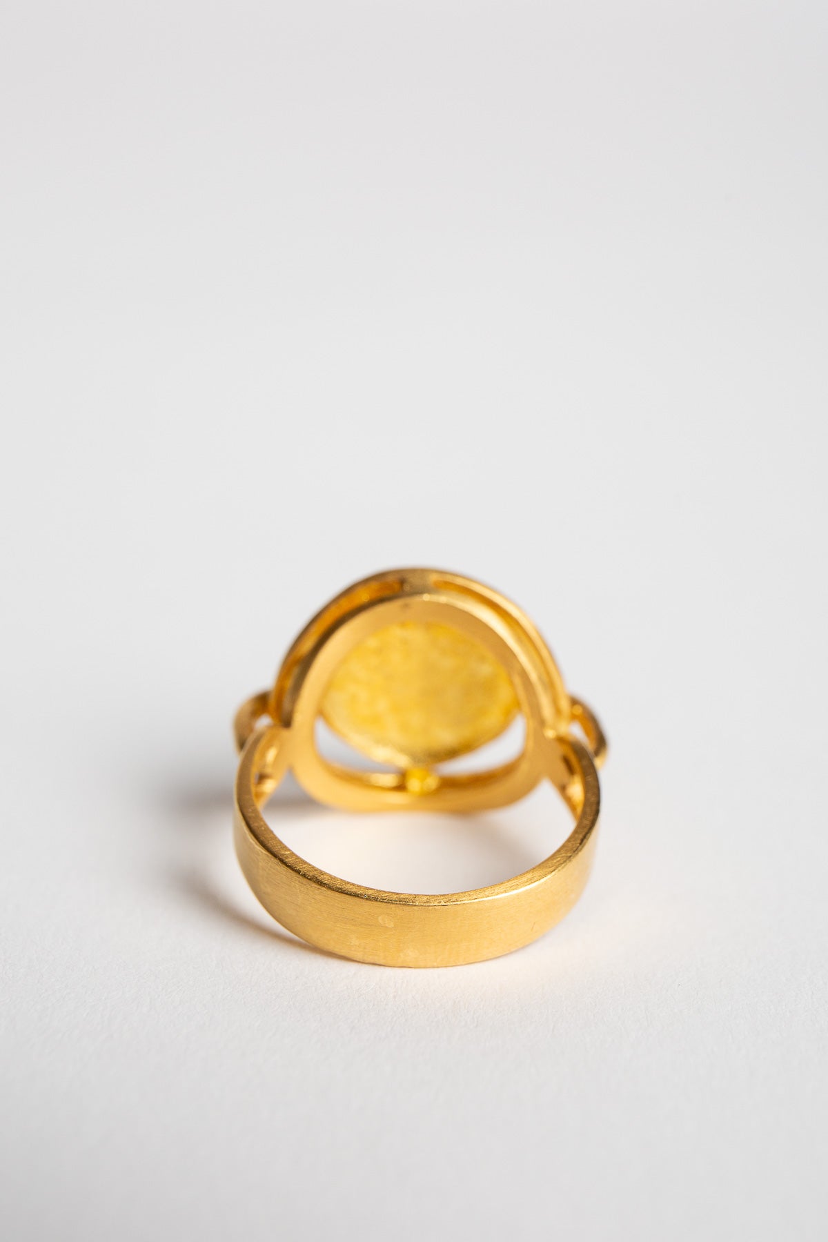 ELI HALILI | 22K GEORGIAN CROSS RING