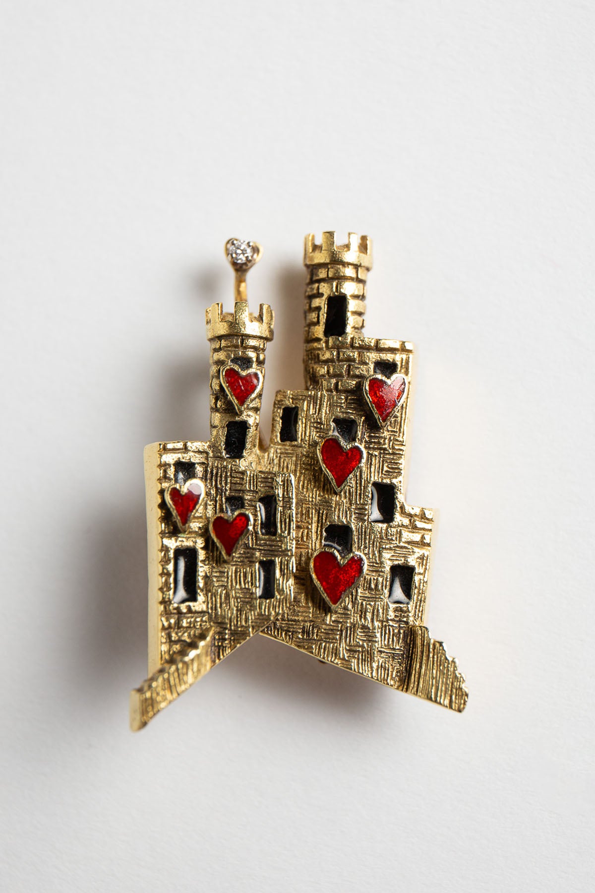 CARTIER | VINTAGE 18K YELLOW GOLD CASTLE BROOCH