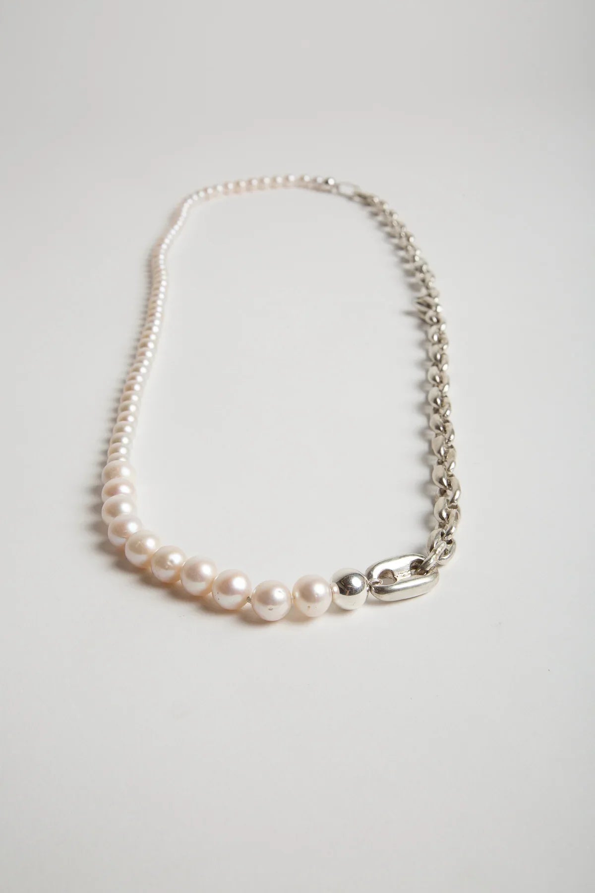 TRIN-KET | XL HALF PEARL/HALF CHAIN NECKLACE