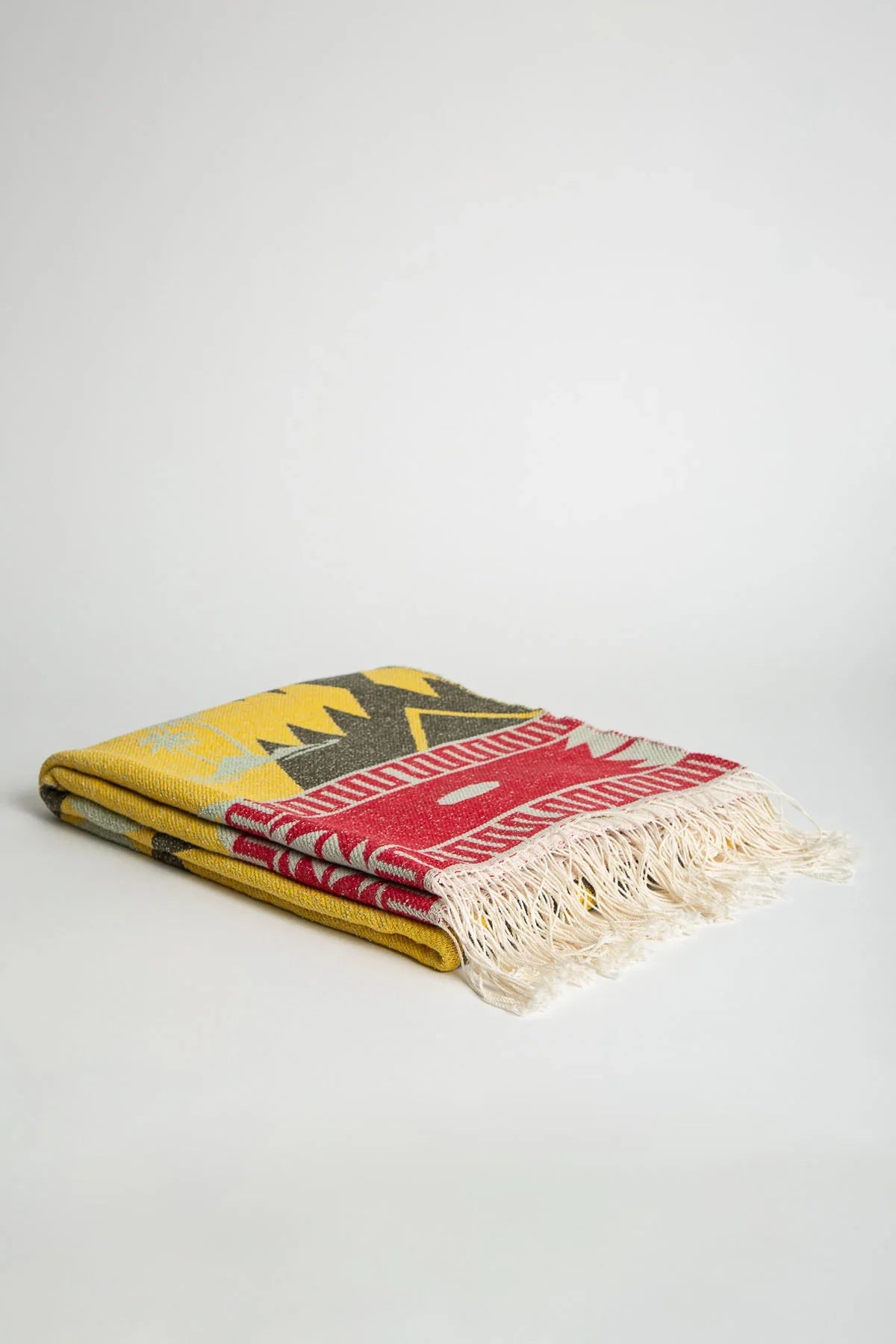 ALANUI | RIDING THE WAVES TOWEL