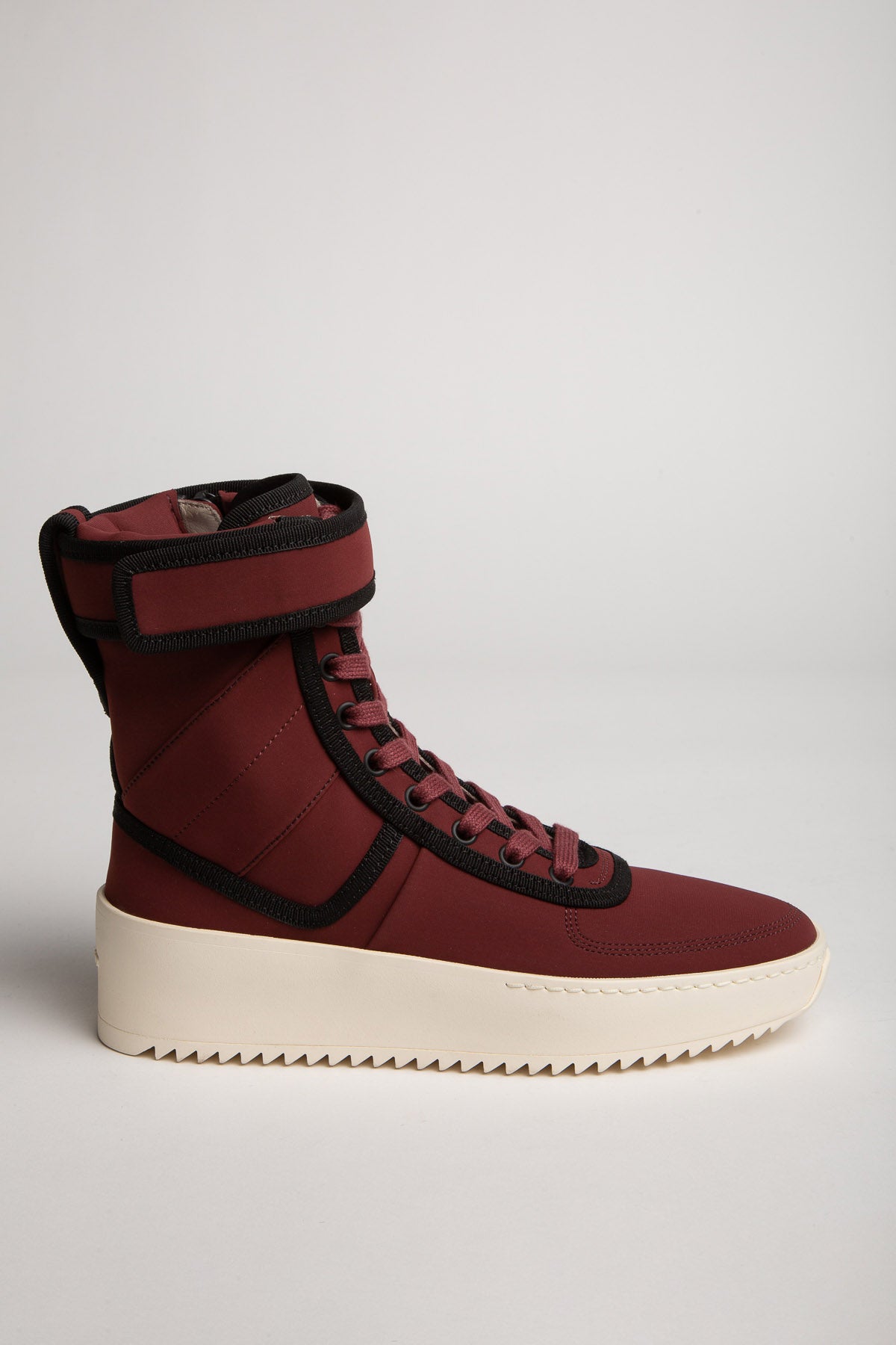 FEAR OF GOD | MILITARY SNEAKERS