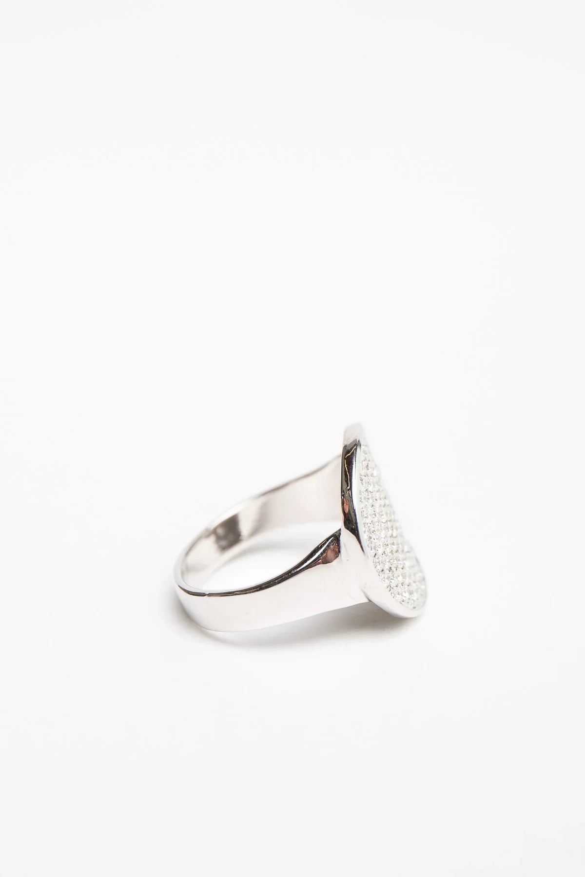 MAUD JEWELRY | 18K WHITE GOLD DIAMOND COIN RING