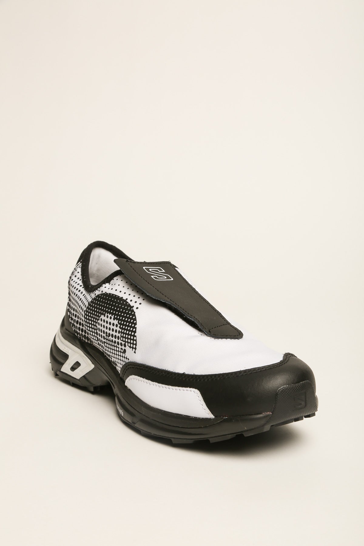 COMME DES GARÇONS HOMME PLUS | SALOMON SR901E SNEAKERS