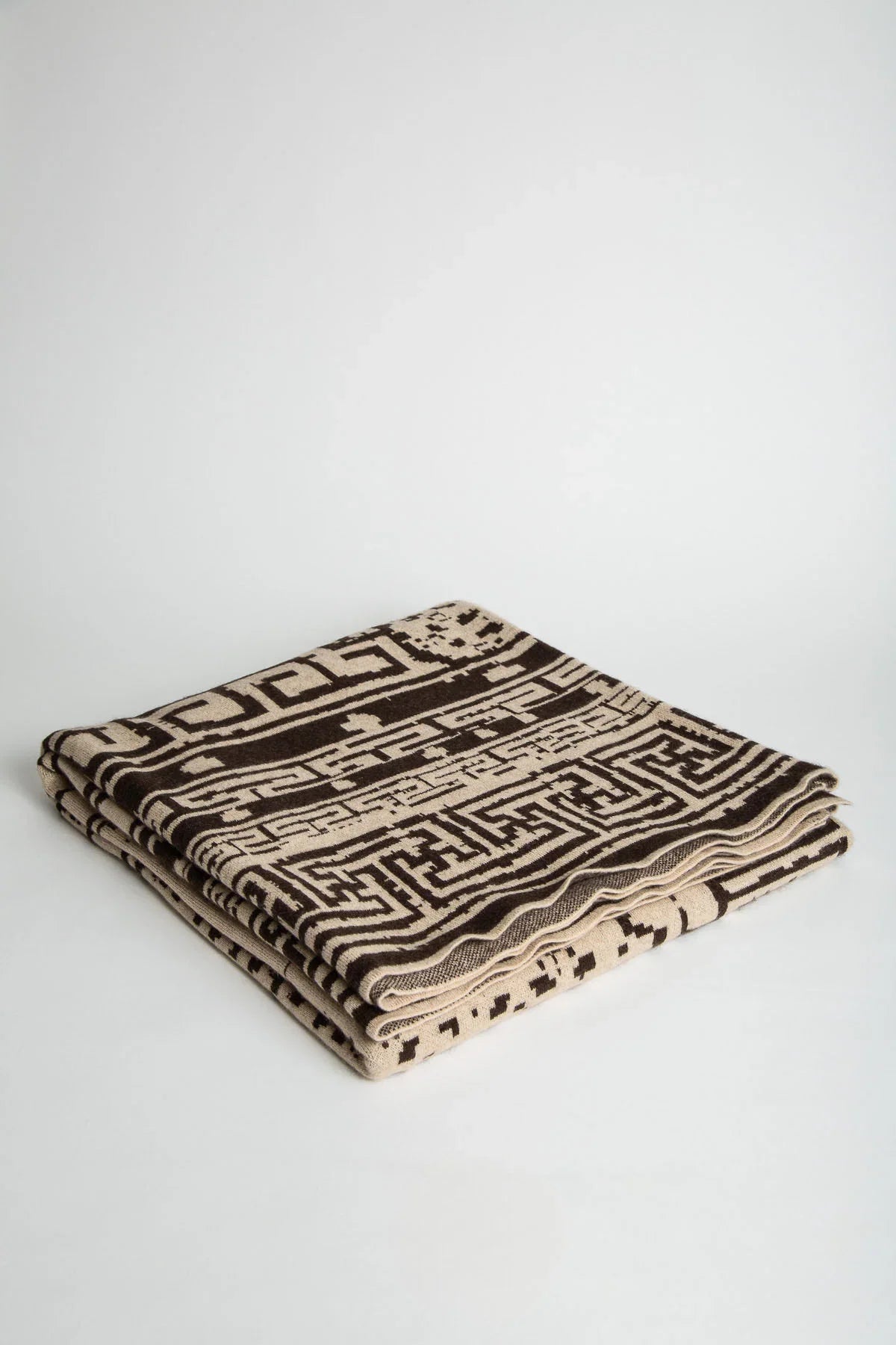 Saved New York | Suinyan Cashmere Blanket