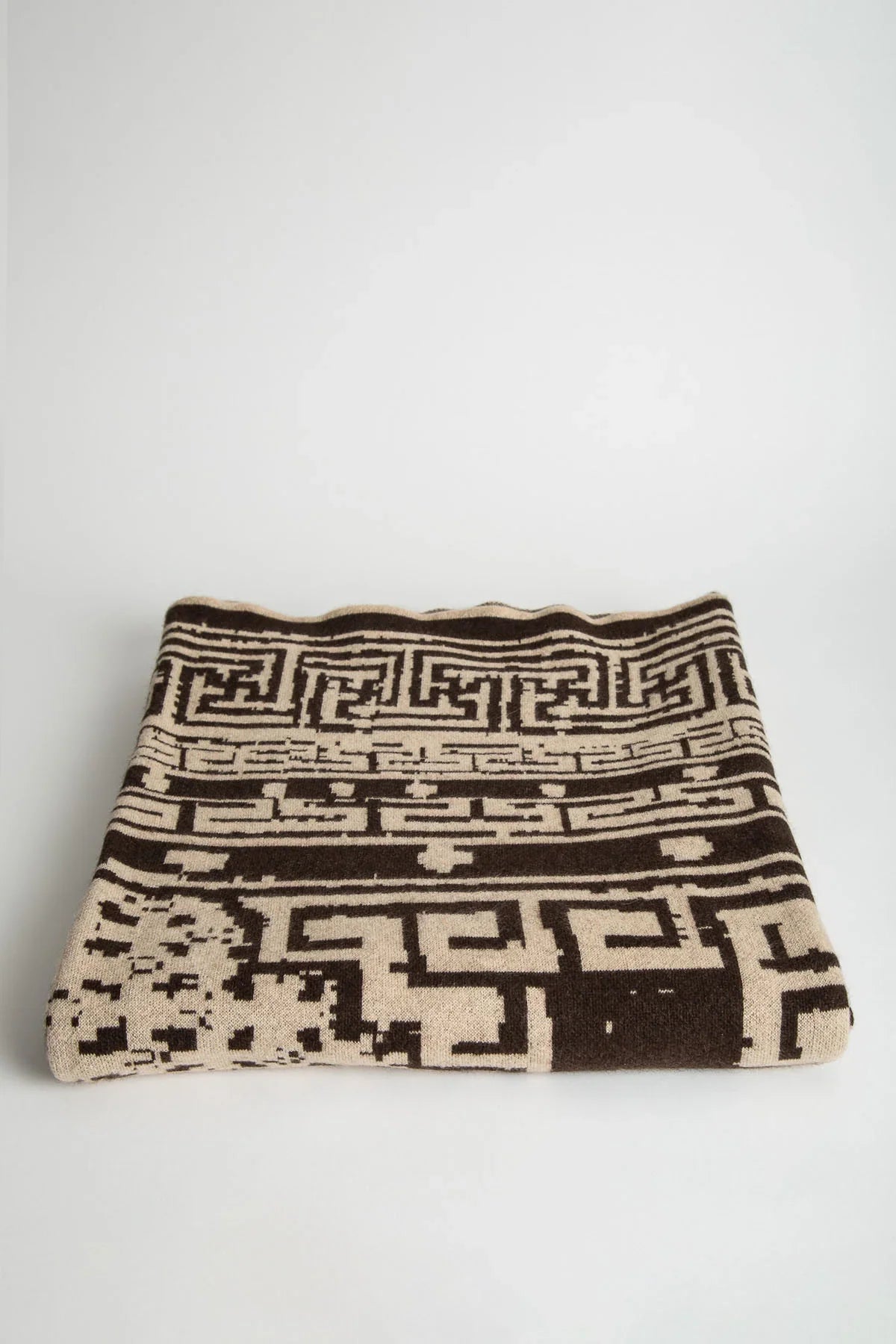 Saved New York | Suinyan Cashmere Blanket