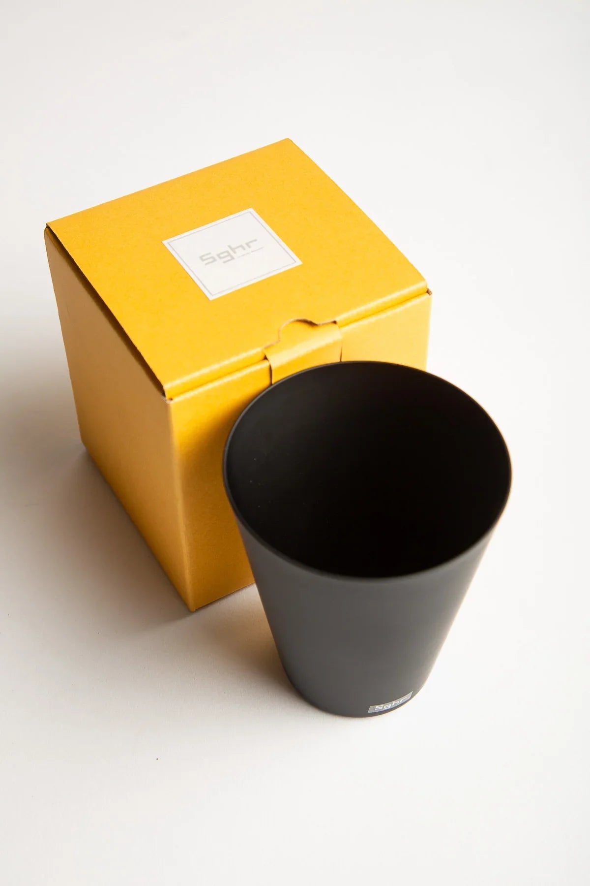 MAXFIELD PRIVATE COLLECTION | SET OF 4 LARGE TUMBLERS