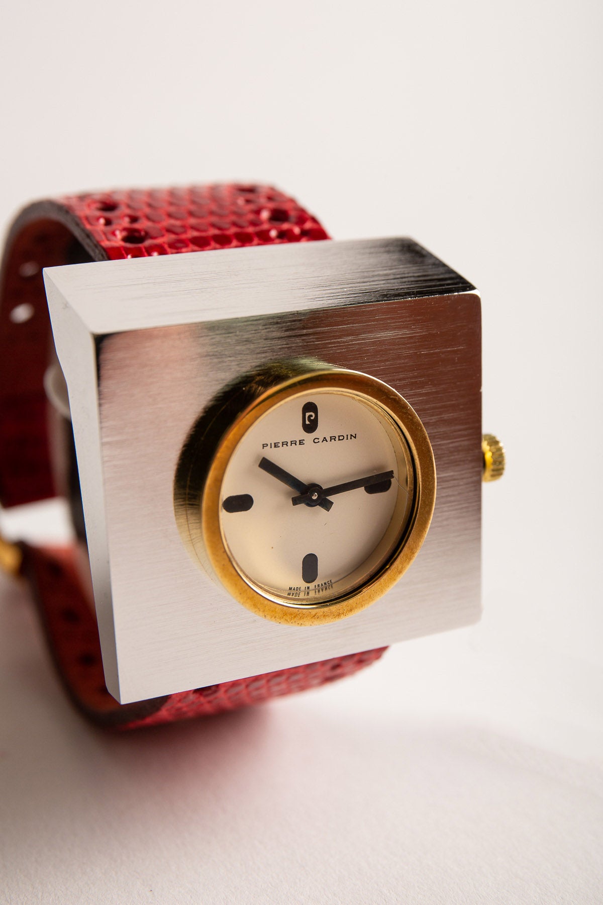 PIERRE CARDIN | 1971 STAINLESS STEEL DRIVER'S WRIST WATCH