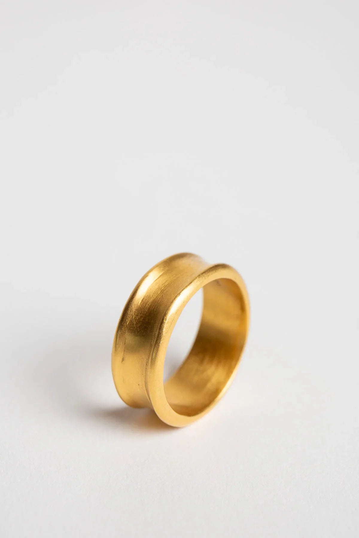 ELI HALILI | 22K CONCAVE RING