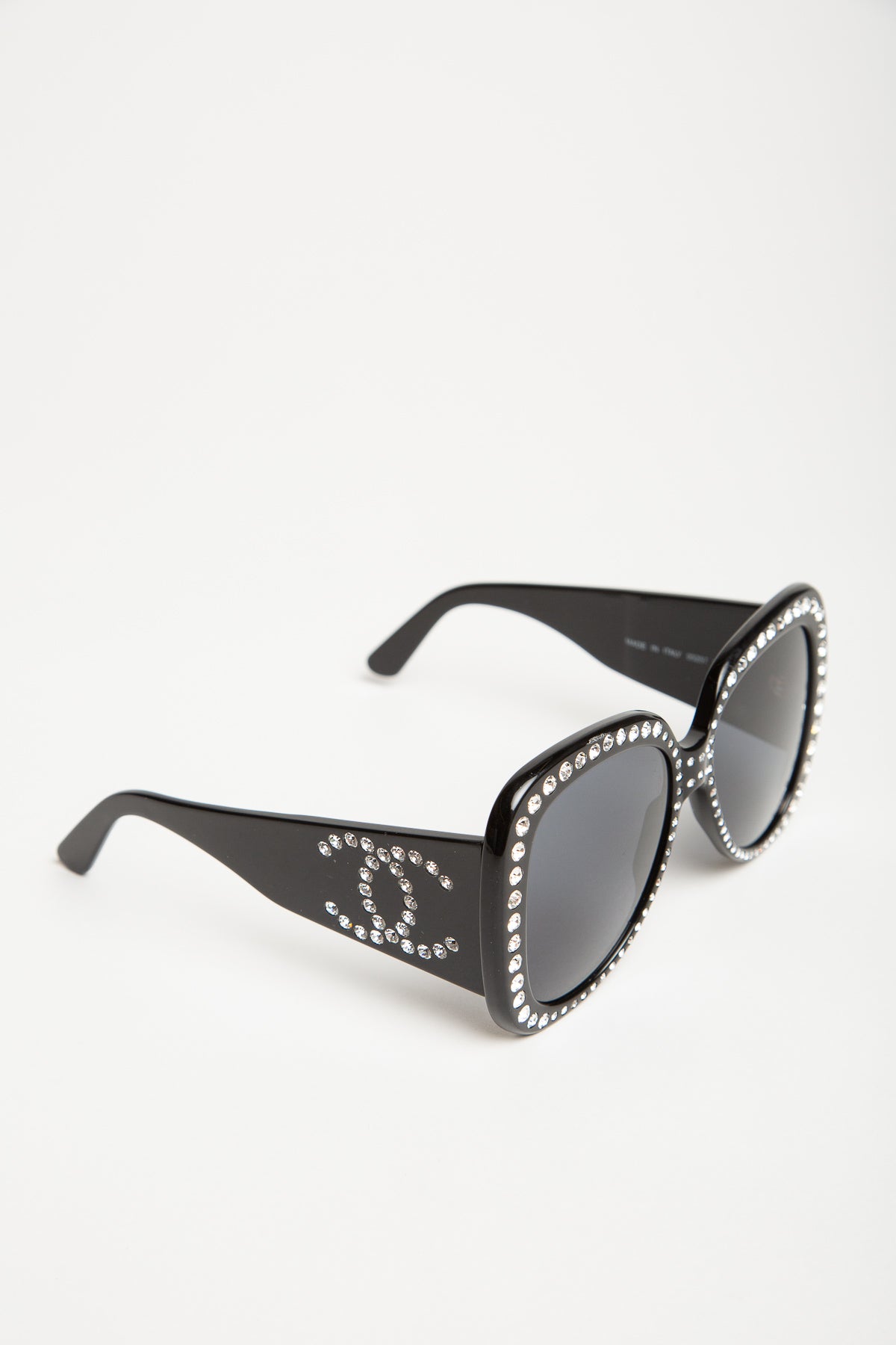 VINTAGE CHANEL | 1995 OVERSIZED CHANEL SUNGLASSES - MAXFIELD LA