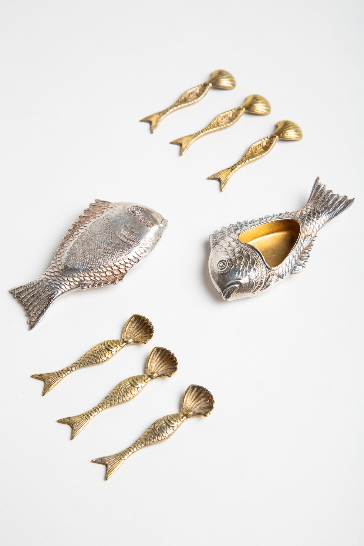 MAXFIELD PRIVATE COLLECTION | 1940'S ATTILIO CODOGNATO SET OF 12 VENETIAN SILVER SALT CELLARS