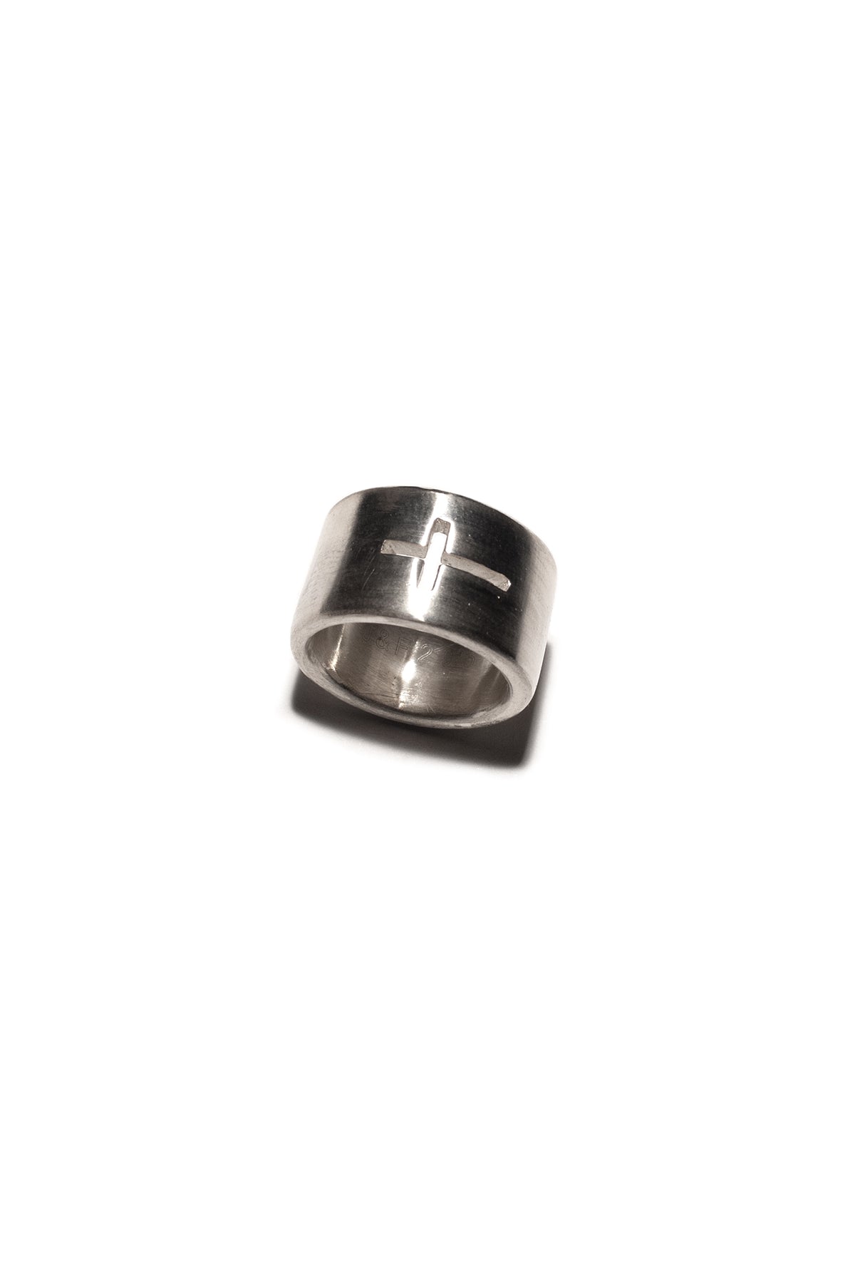 J & F | ZEN HORIZONTAL CROSS RING