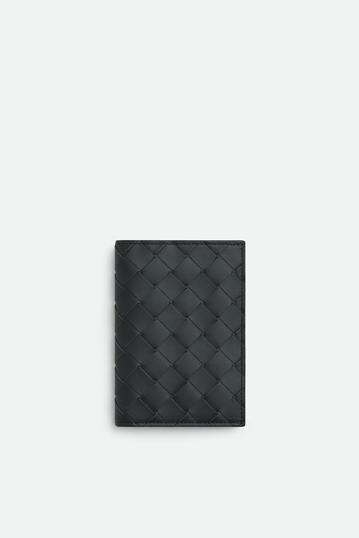 BOTTEGA VENETA | INTRECCIATO PASSPORT CASE - MAXFIELD LA
