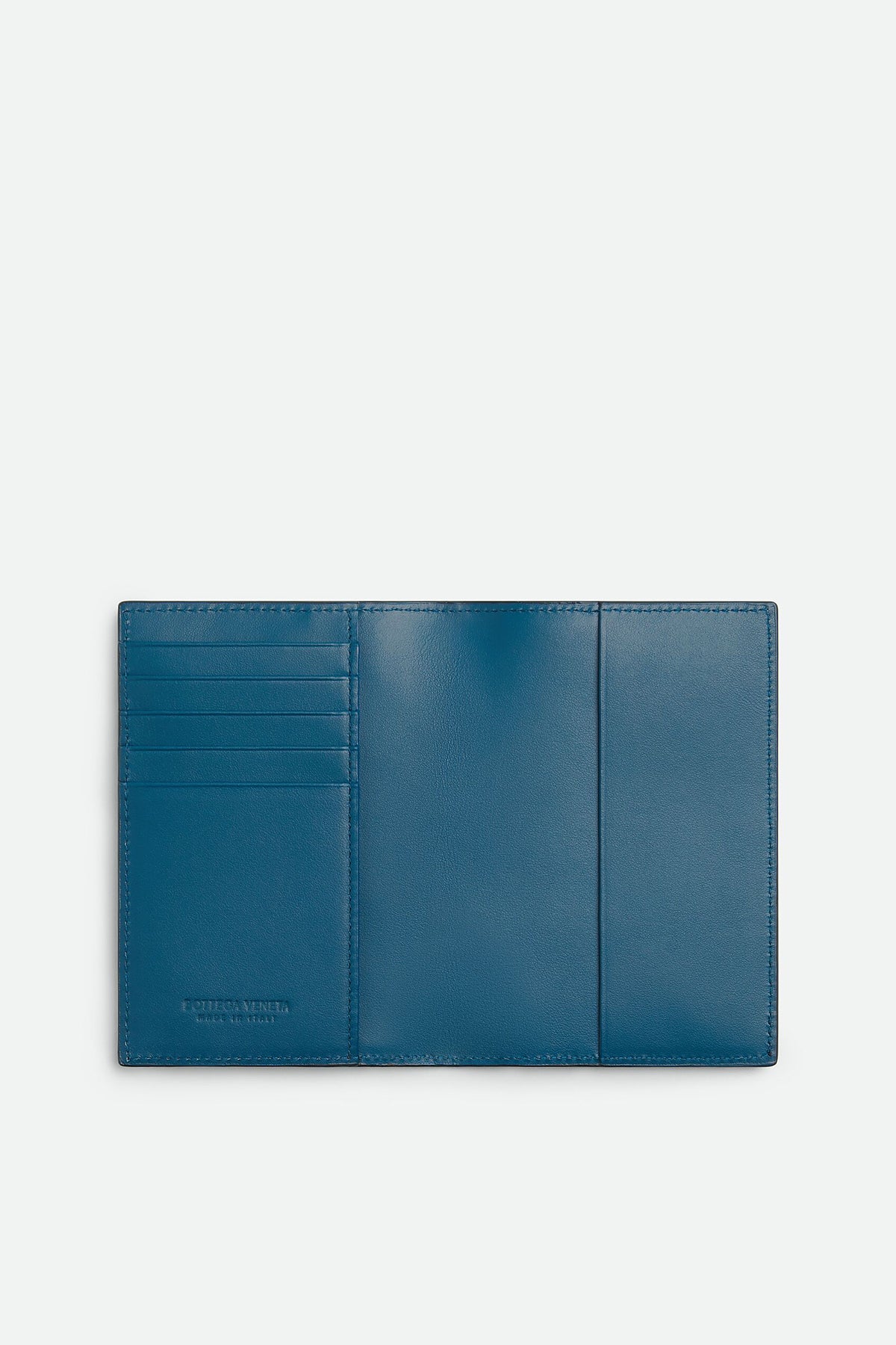 BOTTEGA VENETA | INTRECCIATO PASSPORT CASE - MAXFIELD LA
