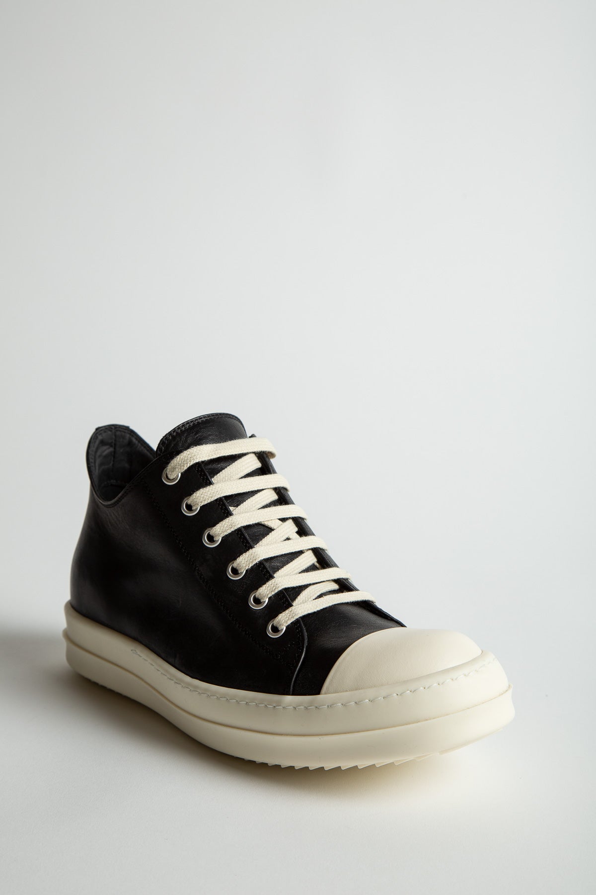 RICK OWENS | LOW SNEAKS - MAXFIELD LA