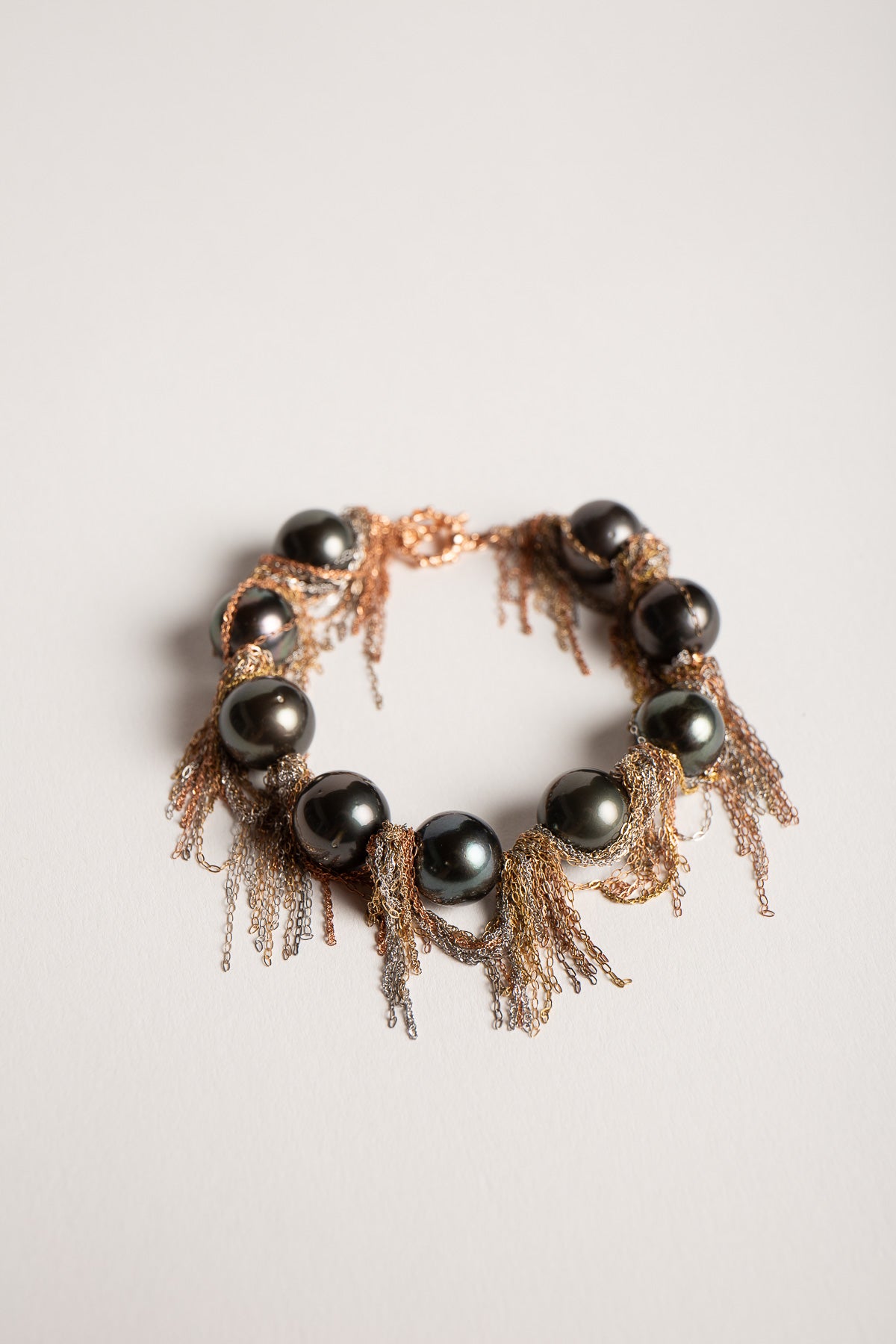 MARTIN BERNSTEIN | GOLD FRINGE BLACK PEARL BRACELET