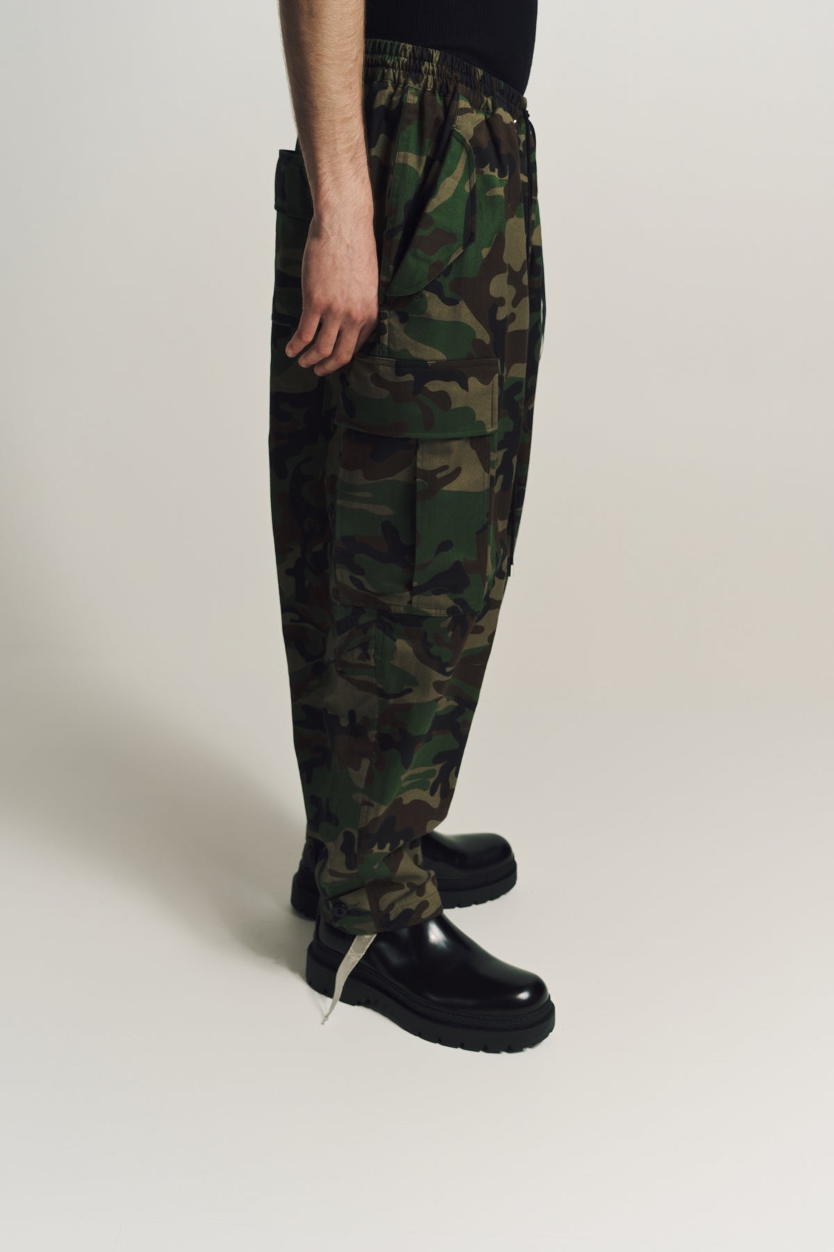MASTERMIND | WIDE CAMO CARGO PANTS - MAXFIELD LA
