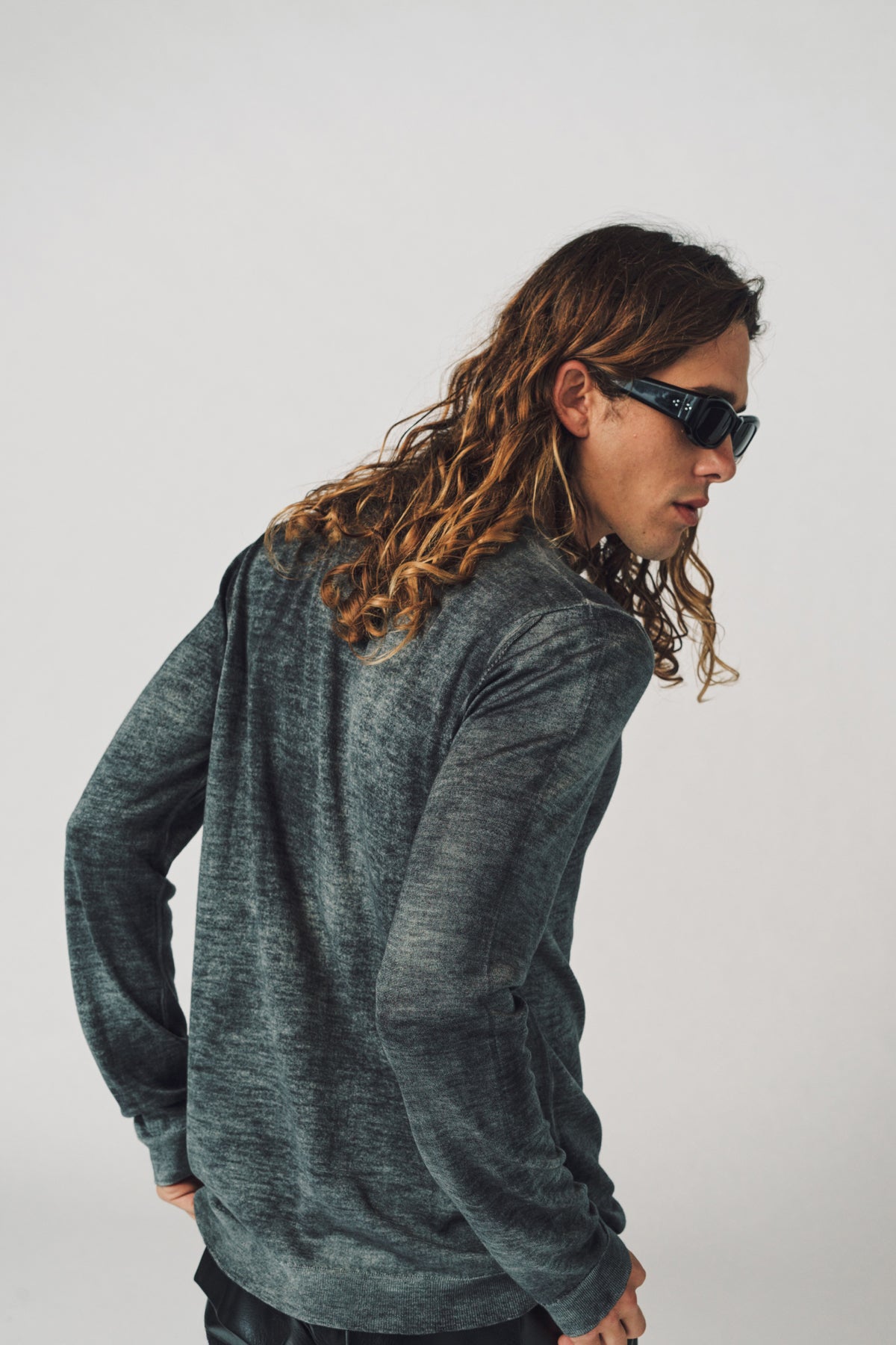 AVANT TOI | ROUNDNECK PULLOVER