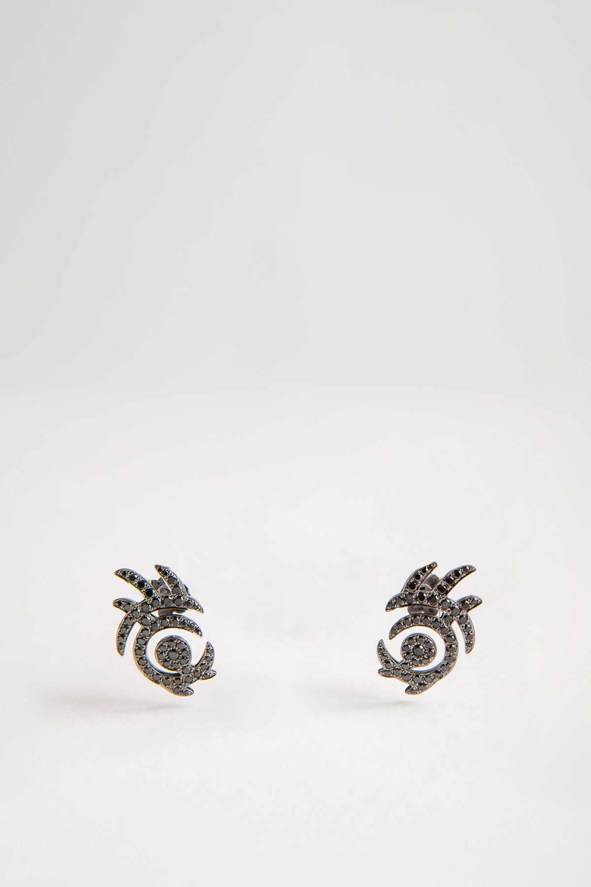 STEFERE | 18K WHITE GOLD 108 BLACK DIAMOND EARRINGS