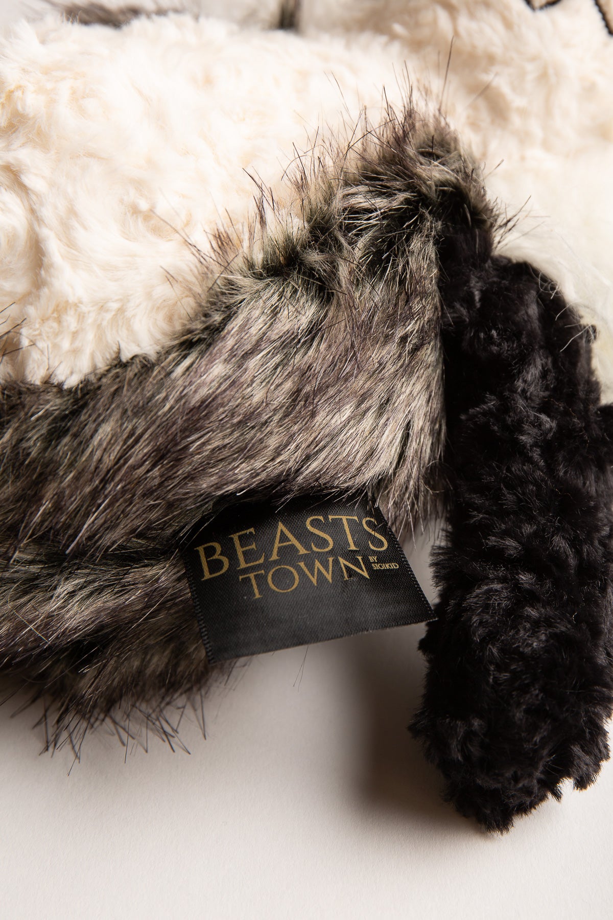 MAXFIELD PRIVATE COLLECTION | DIX DAX PLUSH