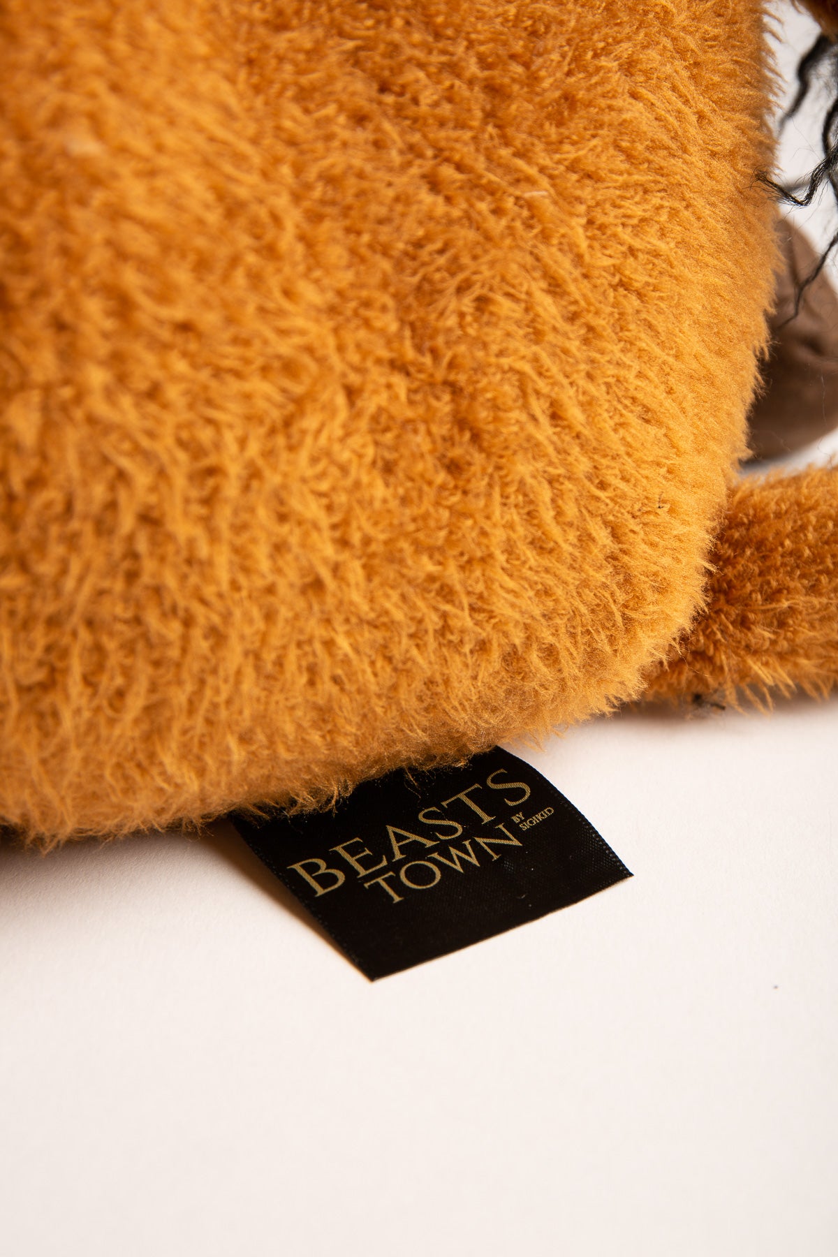 MAXFIELD PRIVATE COLLECTION | HUNTER'S BACON PLUSH