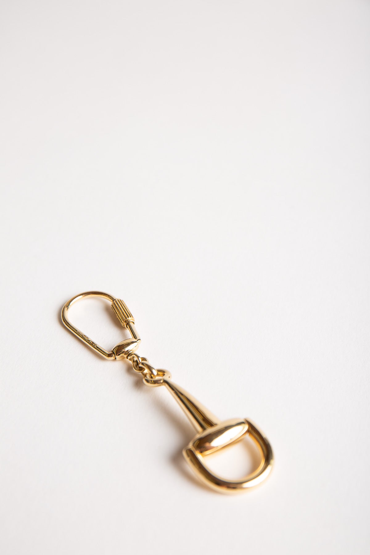 GUCCI | VINTAGE 18K STIRRUP KEYCHAIN - MAXFIELD LA