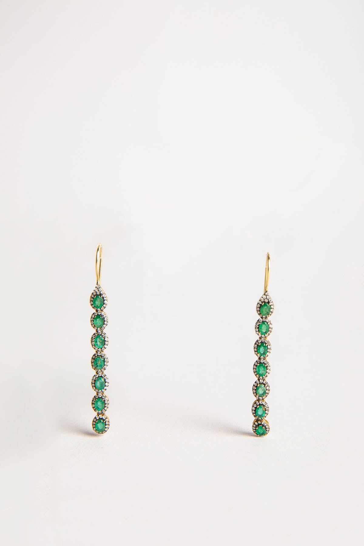 AMRAPALI LONDON | 18K YELLOW GOLD MINI RAJ EMERALD EARRINGS - MAXFIELD LA