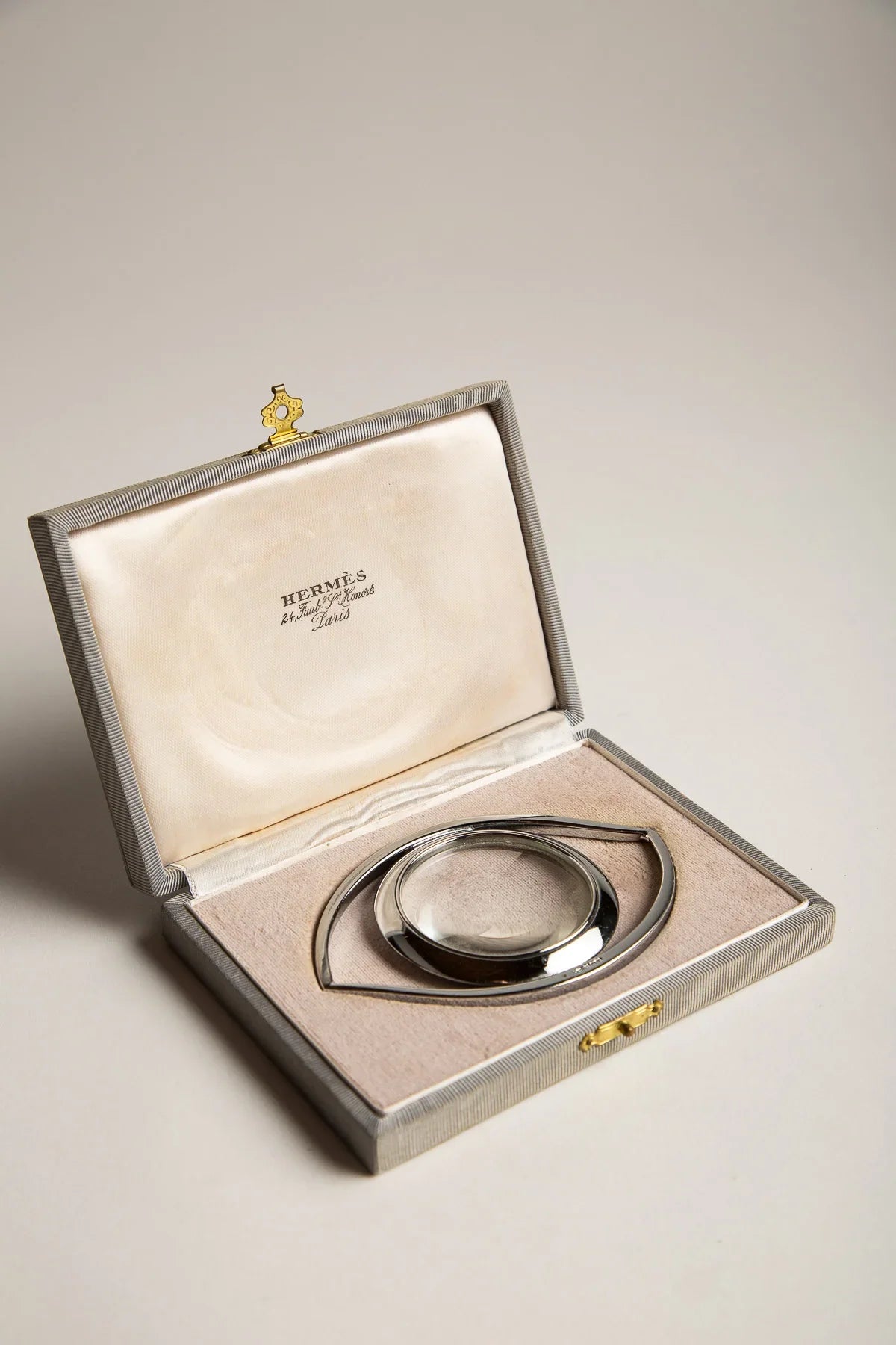 HERMÈS | VINTAGE CLEOPATRA EYE MAGNIFIER
