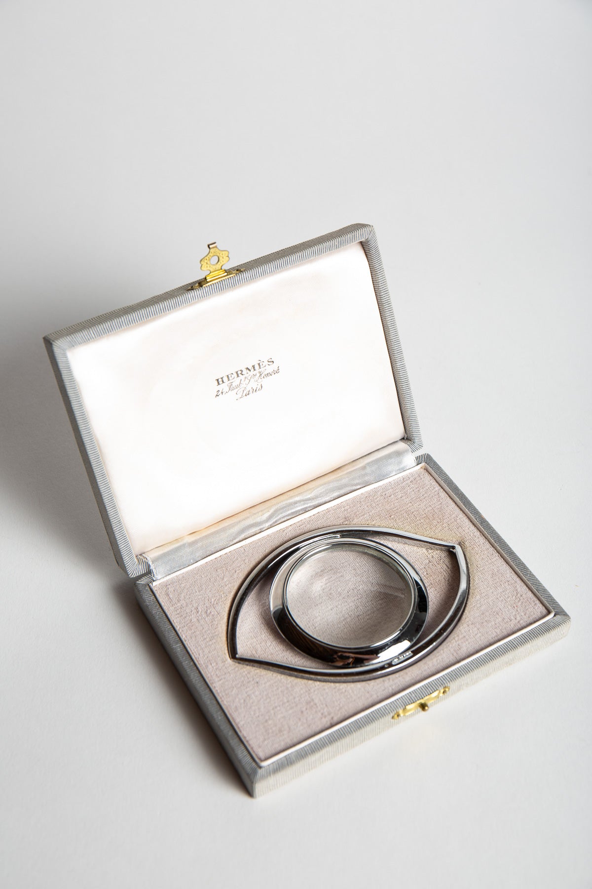 HERMÈS | VINTAGE CLEOPATRA EYE MAGNIFIER