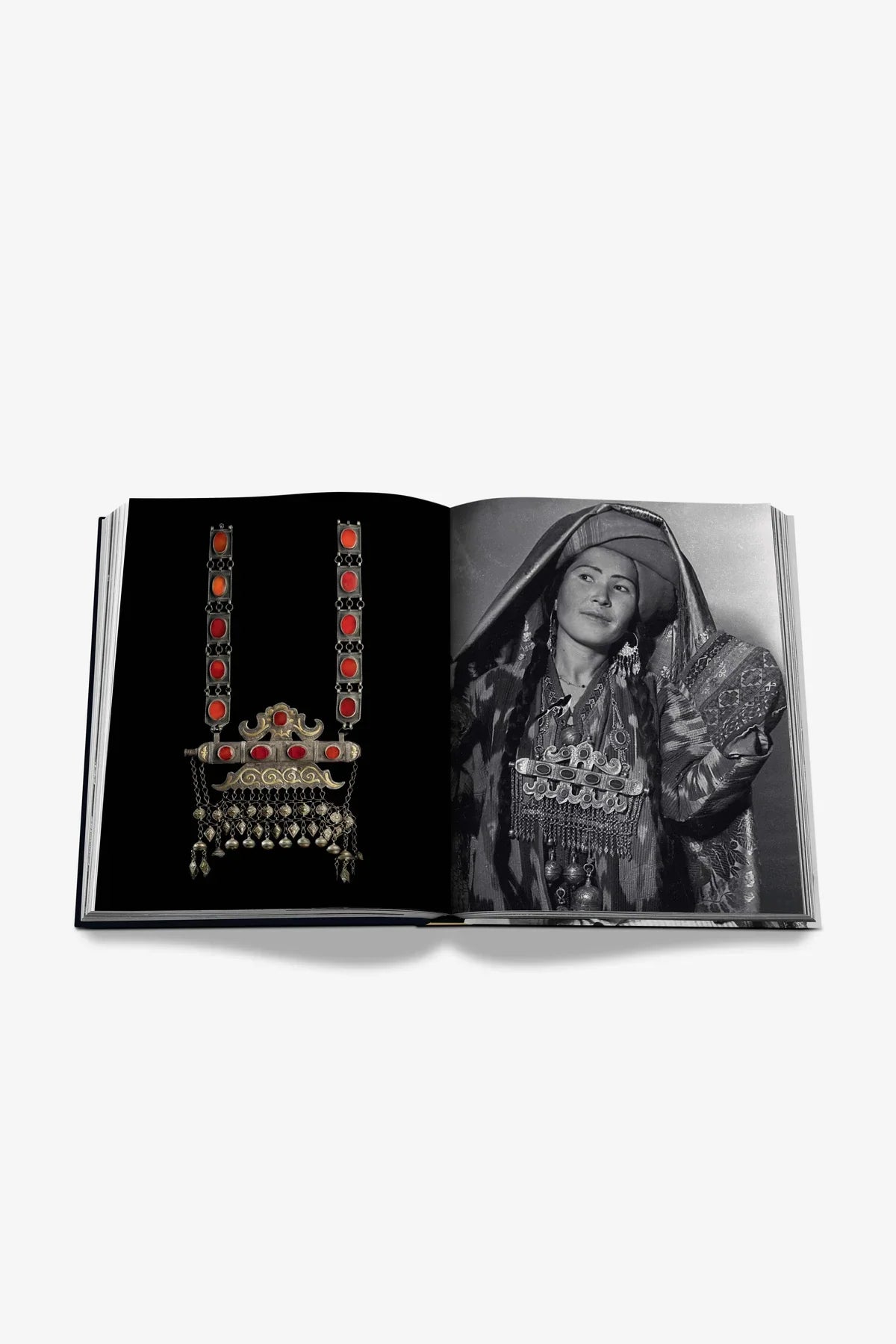 ASSOULINE | UZBEKISTAN SILK & GOLD: THE MAGNIFICENT ART OF COSTUME
