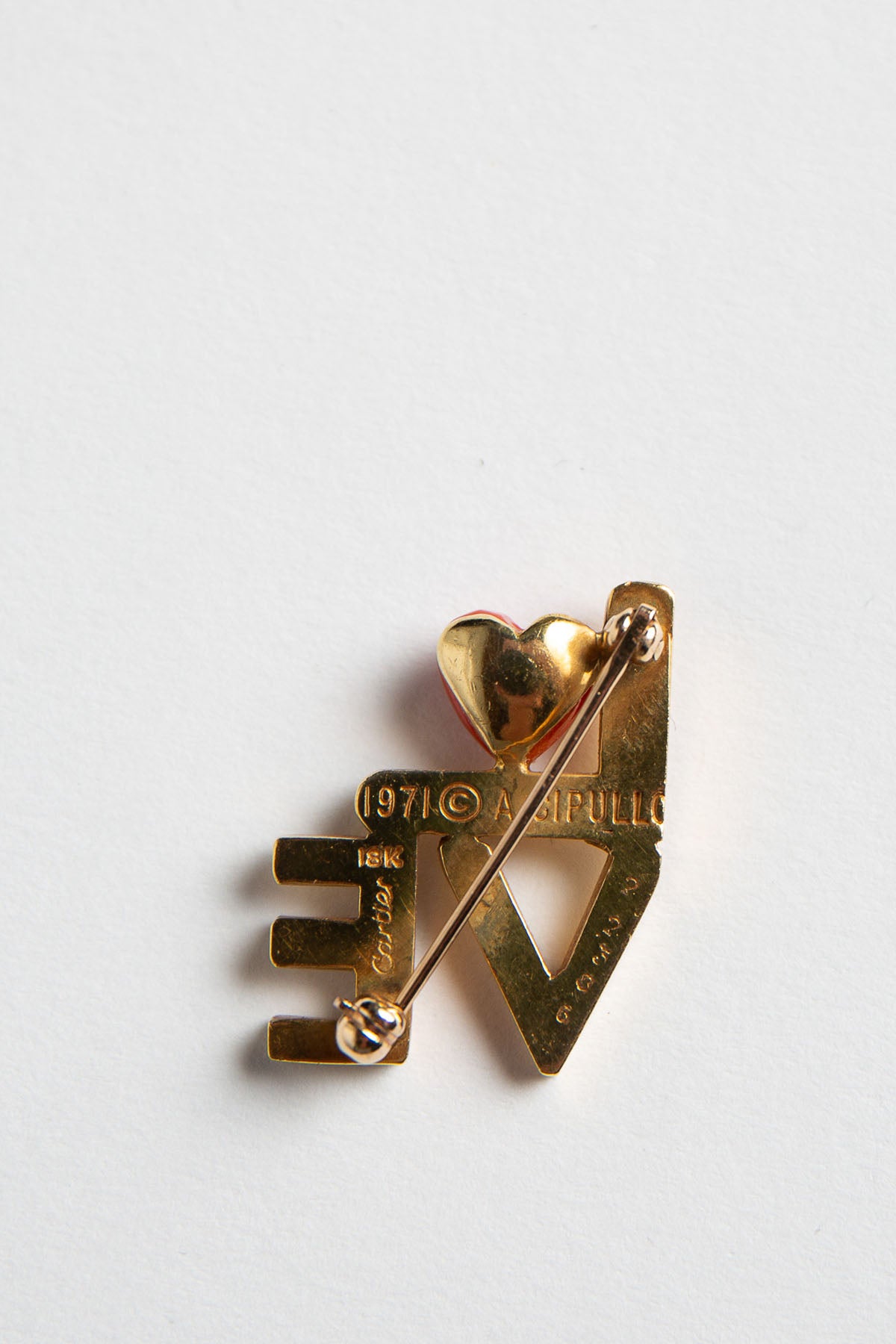 ALDO CIPULLO FOR CARTIER | 1971 18K YELLOW GOLD LOVE PIN