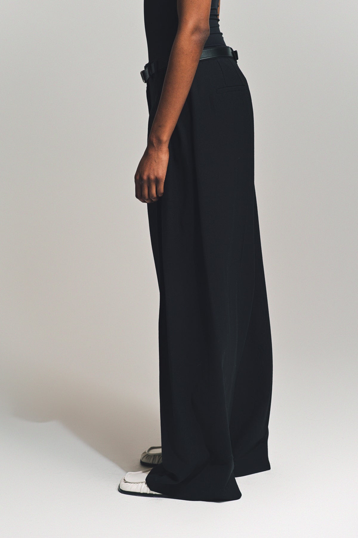 JIL SANDER | BELTED TROUSERS