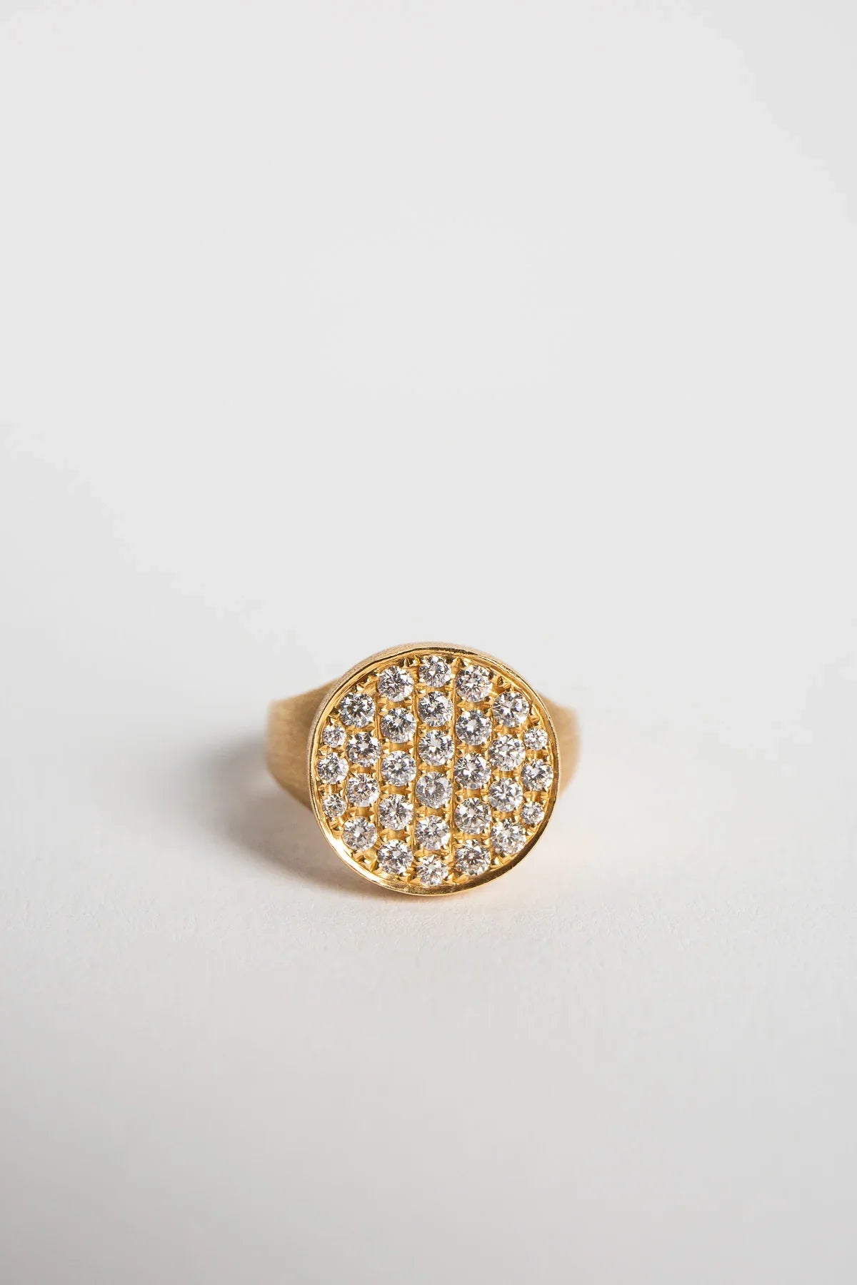 STEFERE | YELLOW GOLD & DIAMOND RING