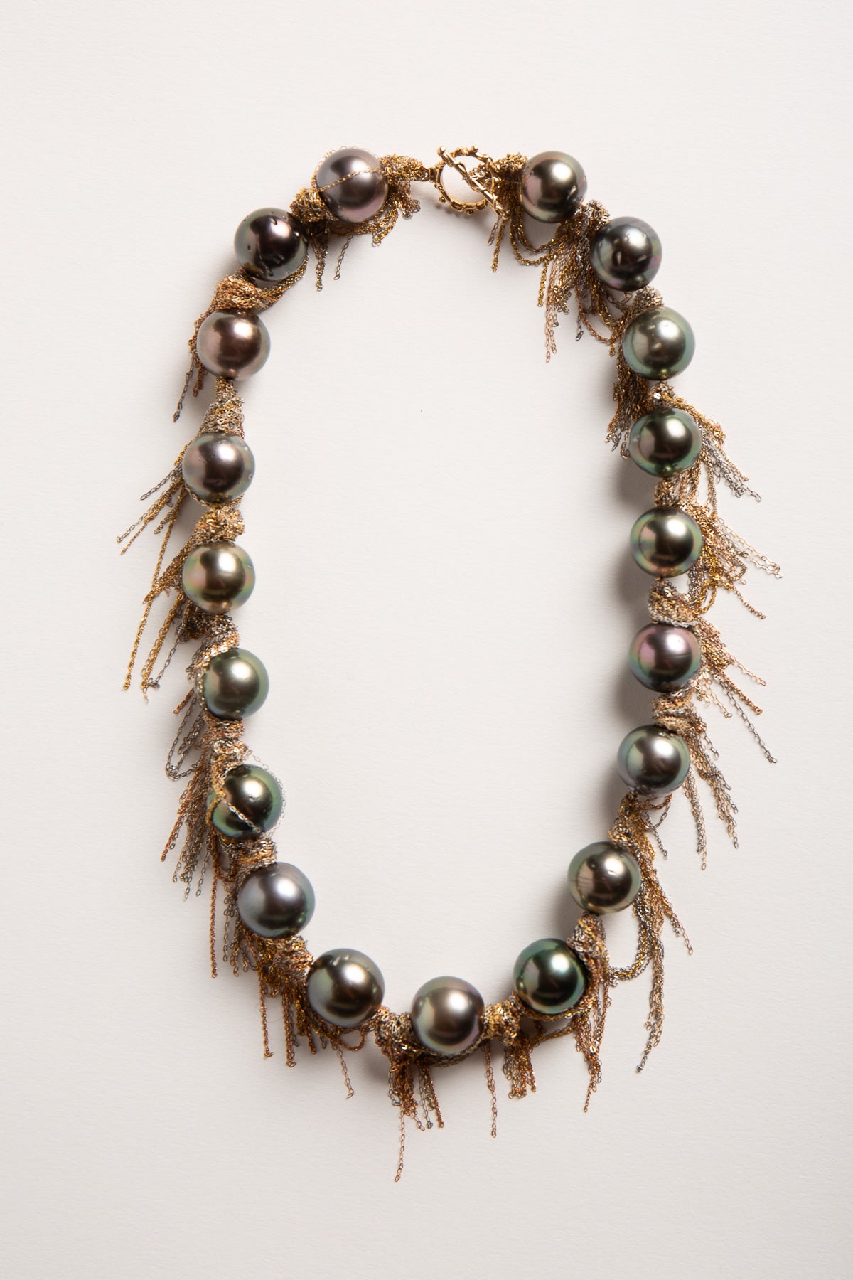 MARTIN BERNSTEIN | GOLD PEARL NECKLACE