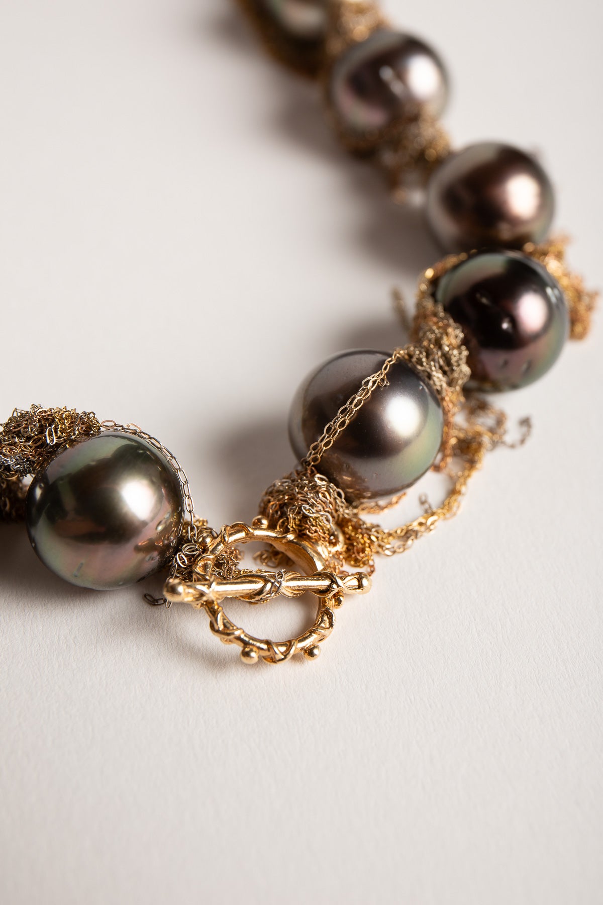 MARTIN BERNSTEIN | GOLD PEARL NECKLACE