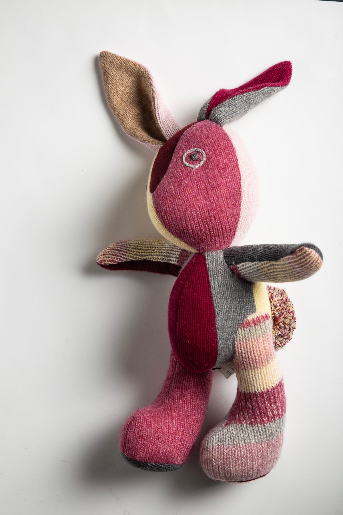 THE ELDER STATESMAN | SMALL RABBIT - MAXFIELD LA