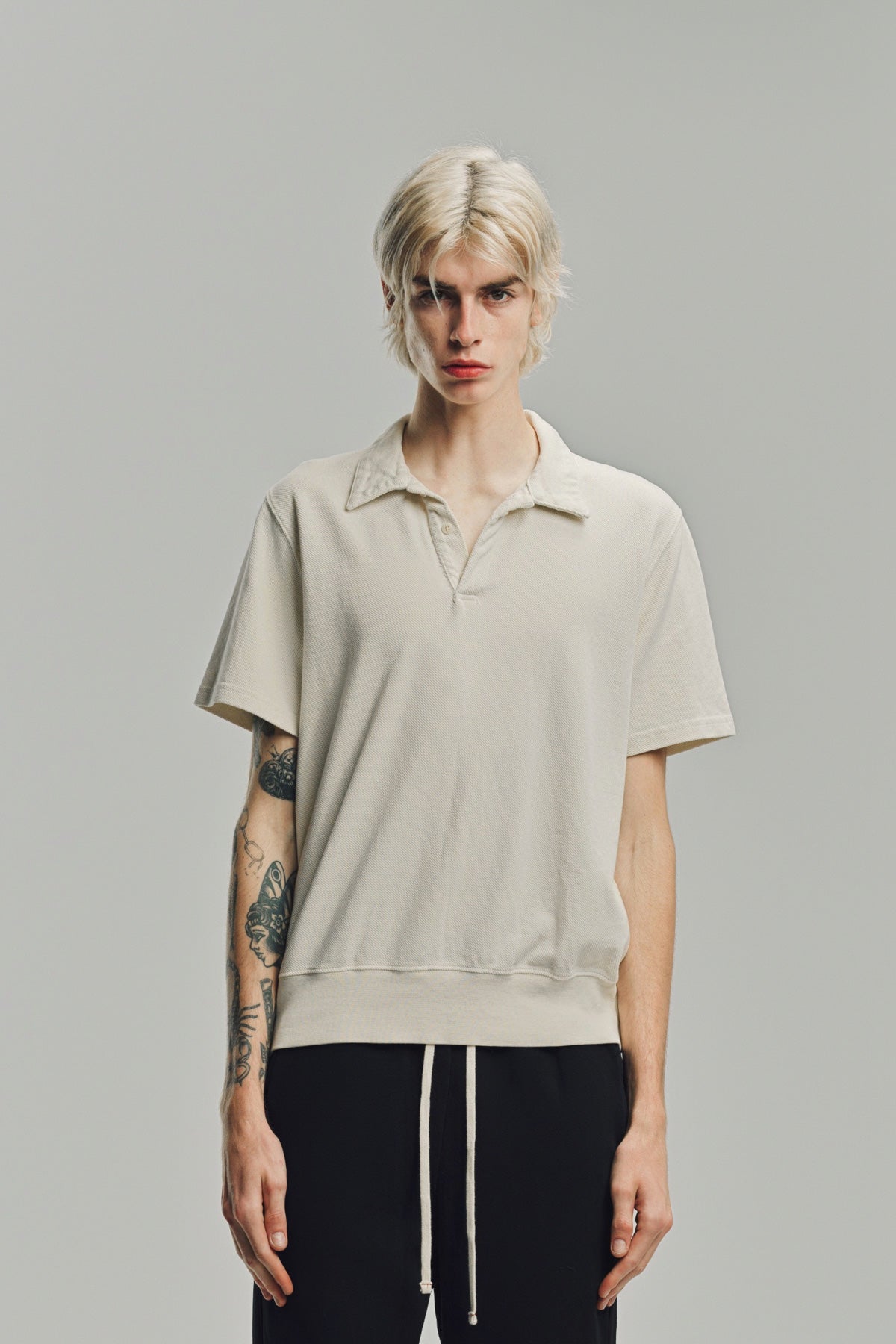 LES TIEN | PIQUÉ SHORT SLEEVE TENNIS POLO