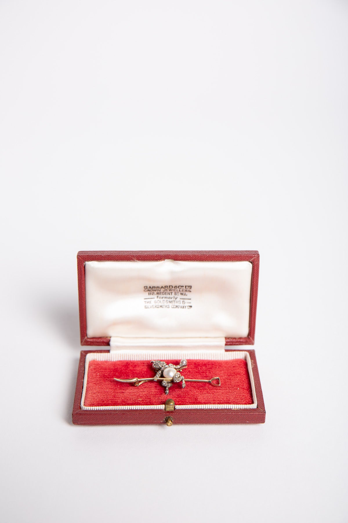 MAXFIELD PRIVATE COLLECTION | VINTAGE DEVIL PIN