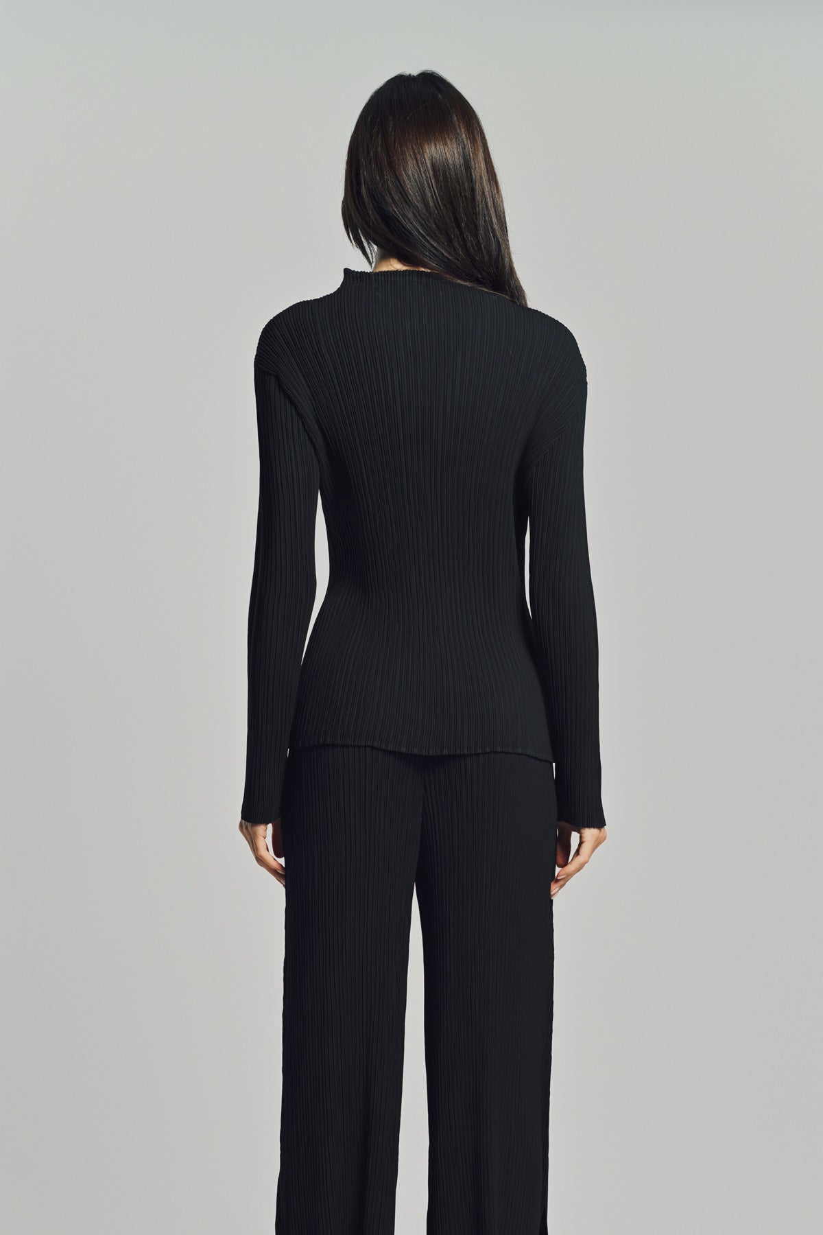 ISSEY MIYAKE | HATCHING PLEATED SHIRT