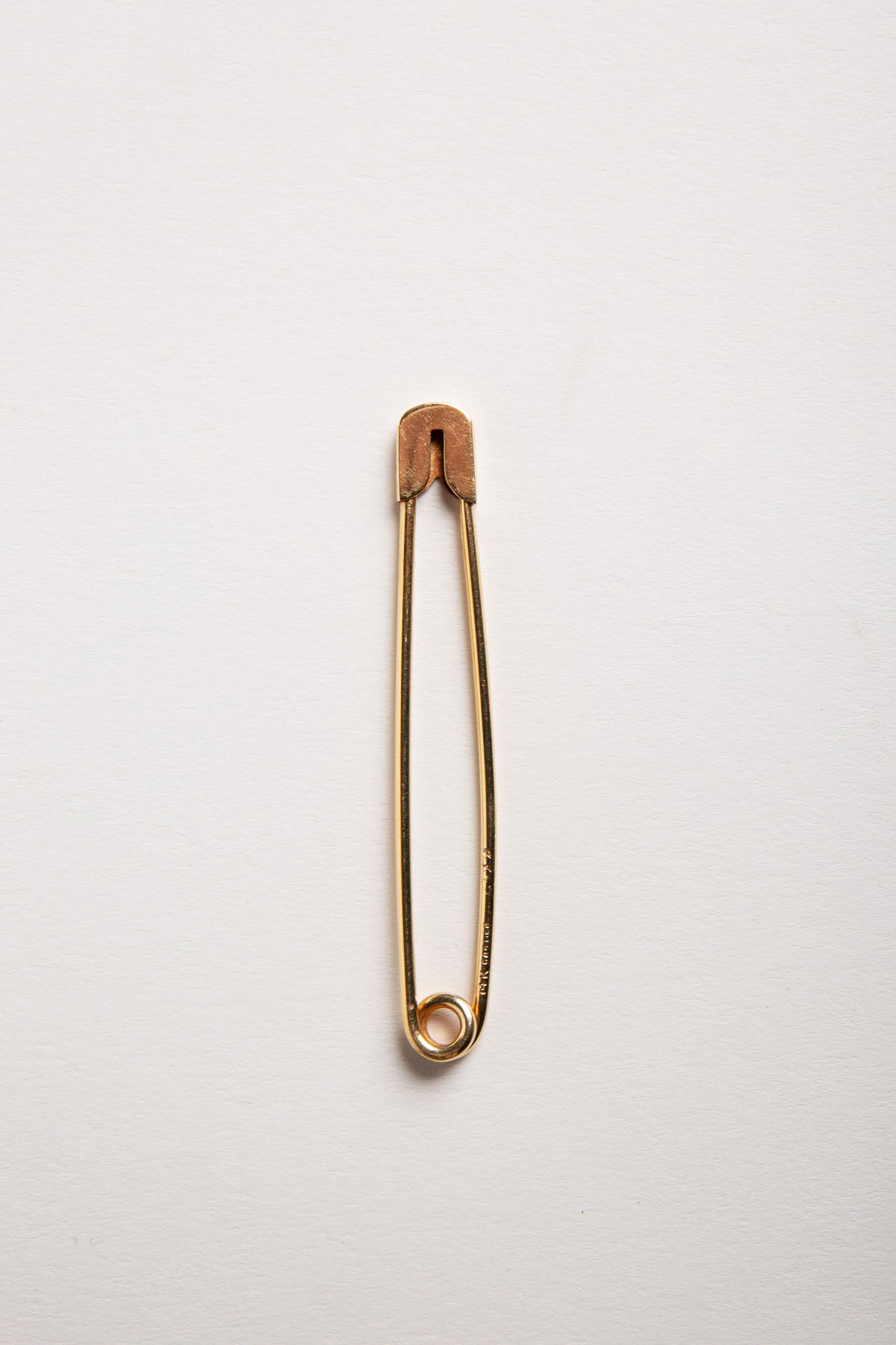 CARTIER | 1960'S 18K YELLOW GOLD SAFETY PIN - MAXFIELD LA