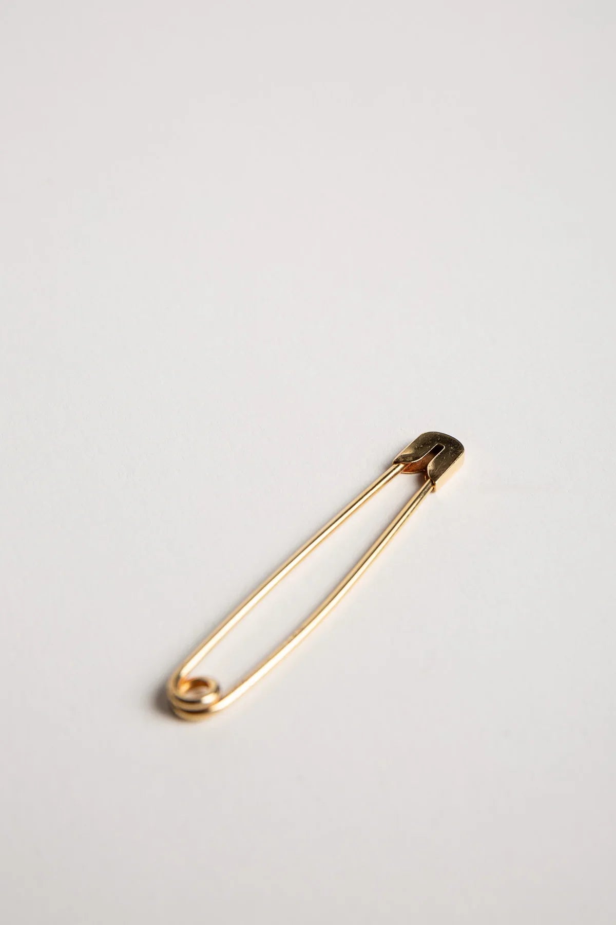 CARTIER | 1960'S 18K YELLOW GOLD SAFETY PIN
