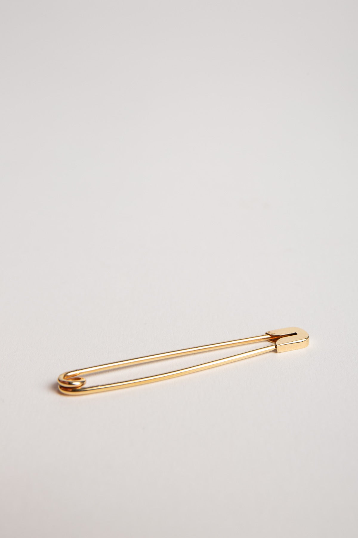 CARTIER | 1960'S 18K YELLOW GOLD SAFETY PIN - MAXFIELD LA