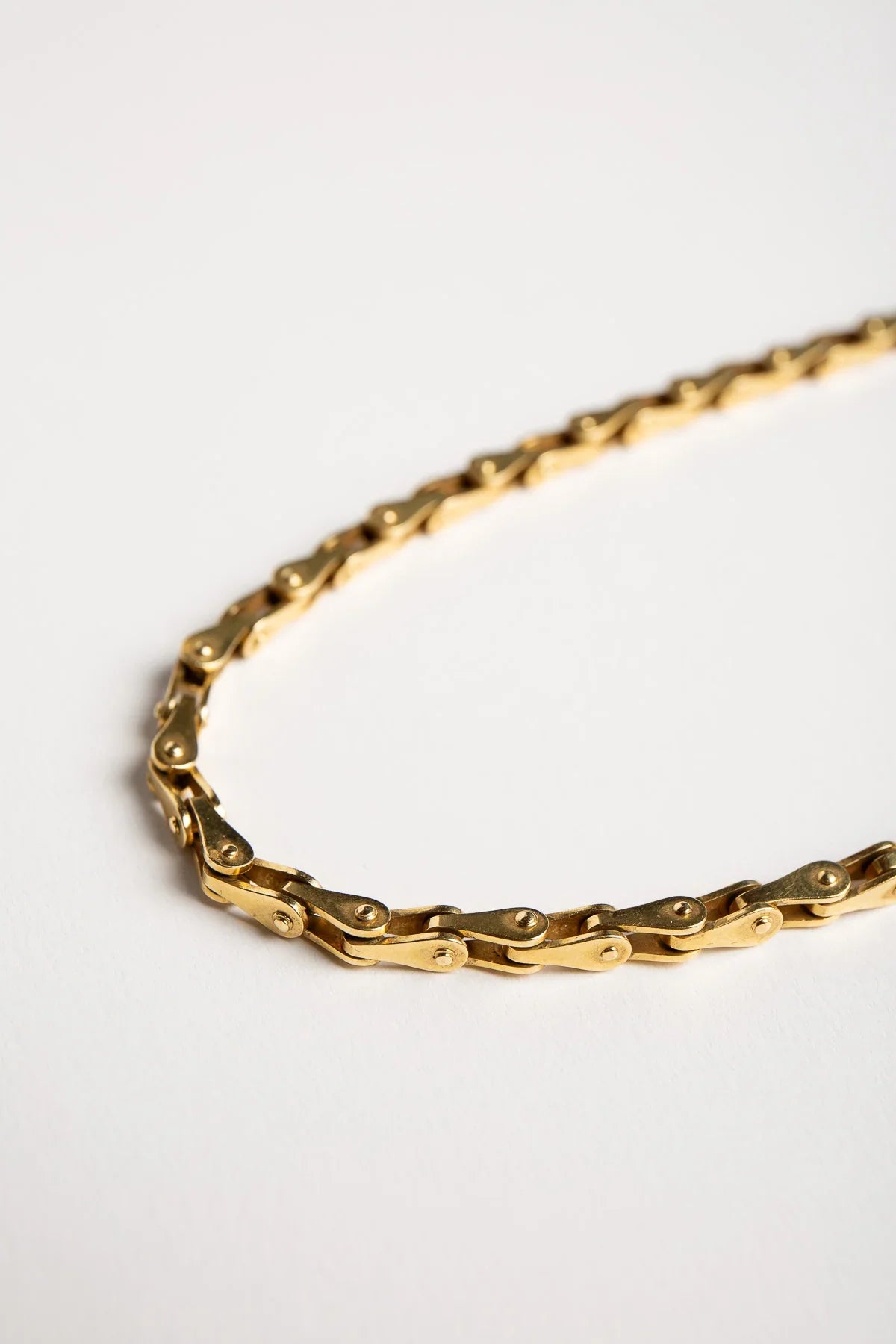 BLACK, STARR & FROST | VINTAGE 18K YELLOW GOLD NECKLACE