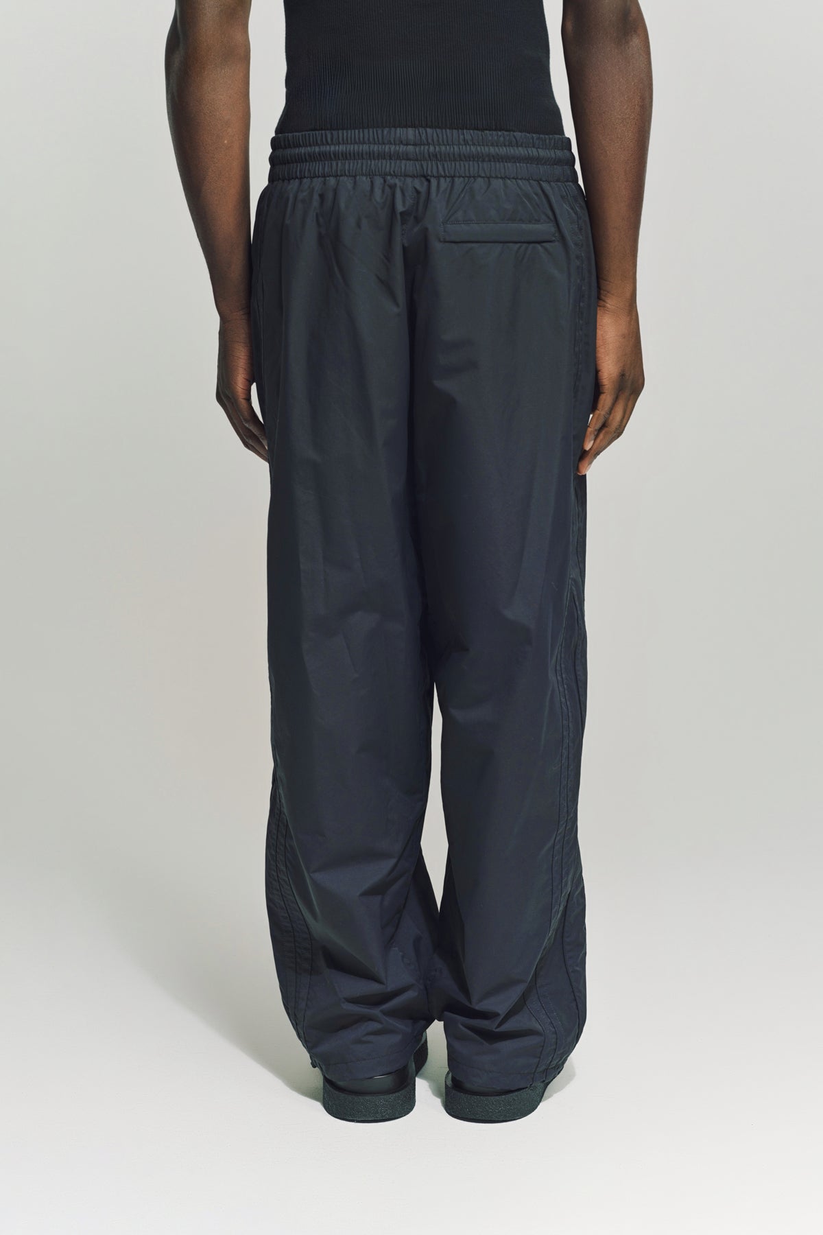 VETEMENTS | OVAL LOGO TRACKPANTS